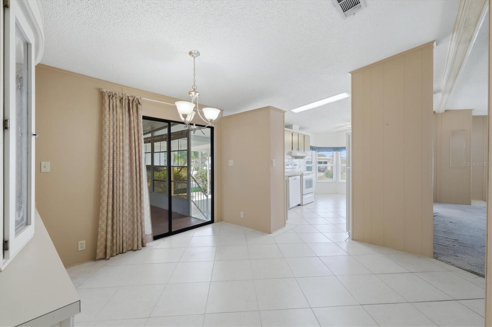 Image 8 of 36 For 8420 Imperial Circle
