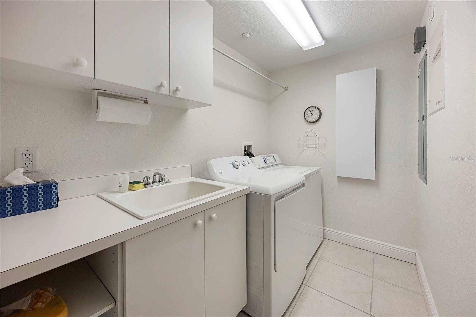 Image 22 of 53 For 14041 Bellagio Way 214