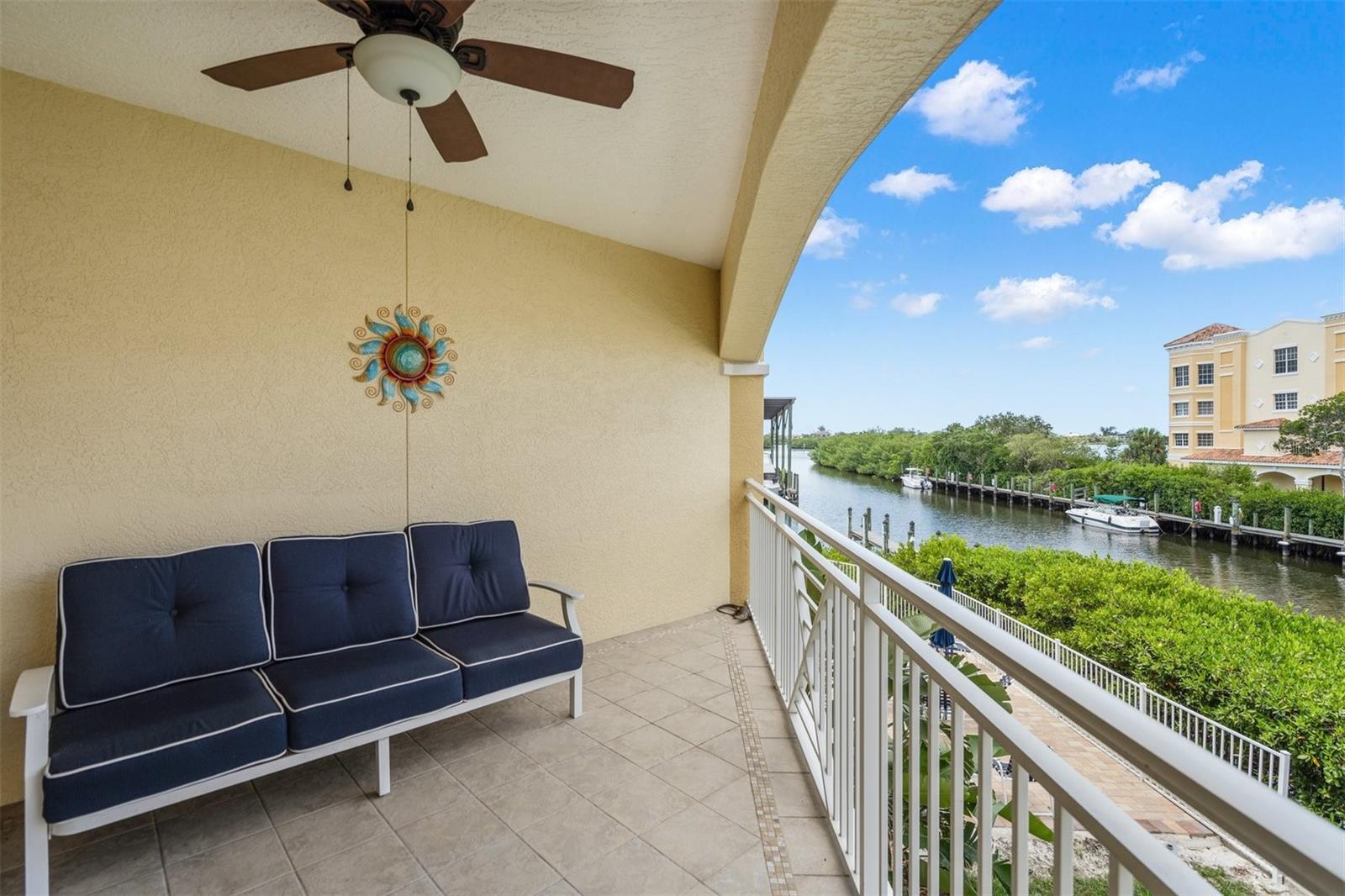 Image 30 of 53 For 14041 Bellagio Way 214