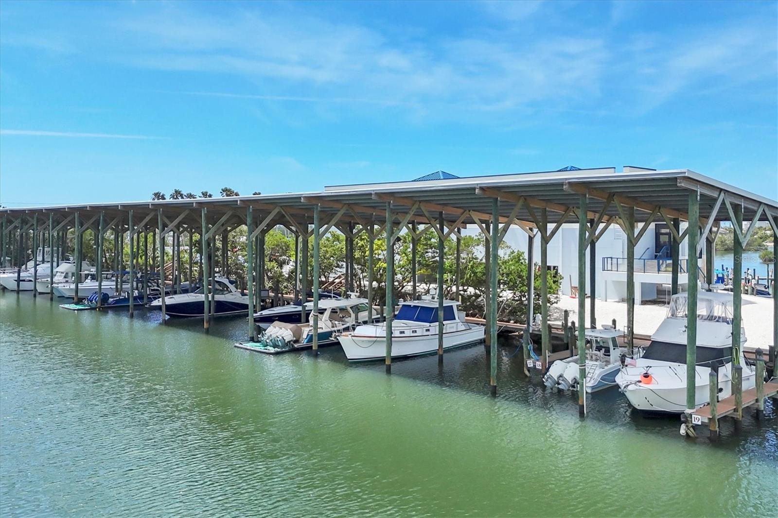 Image 36 of 53 For 14041 Bellagio Way 214