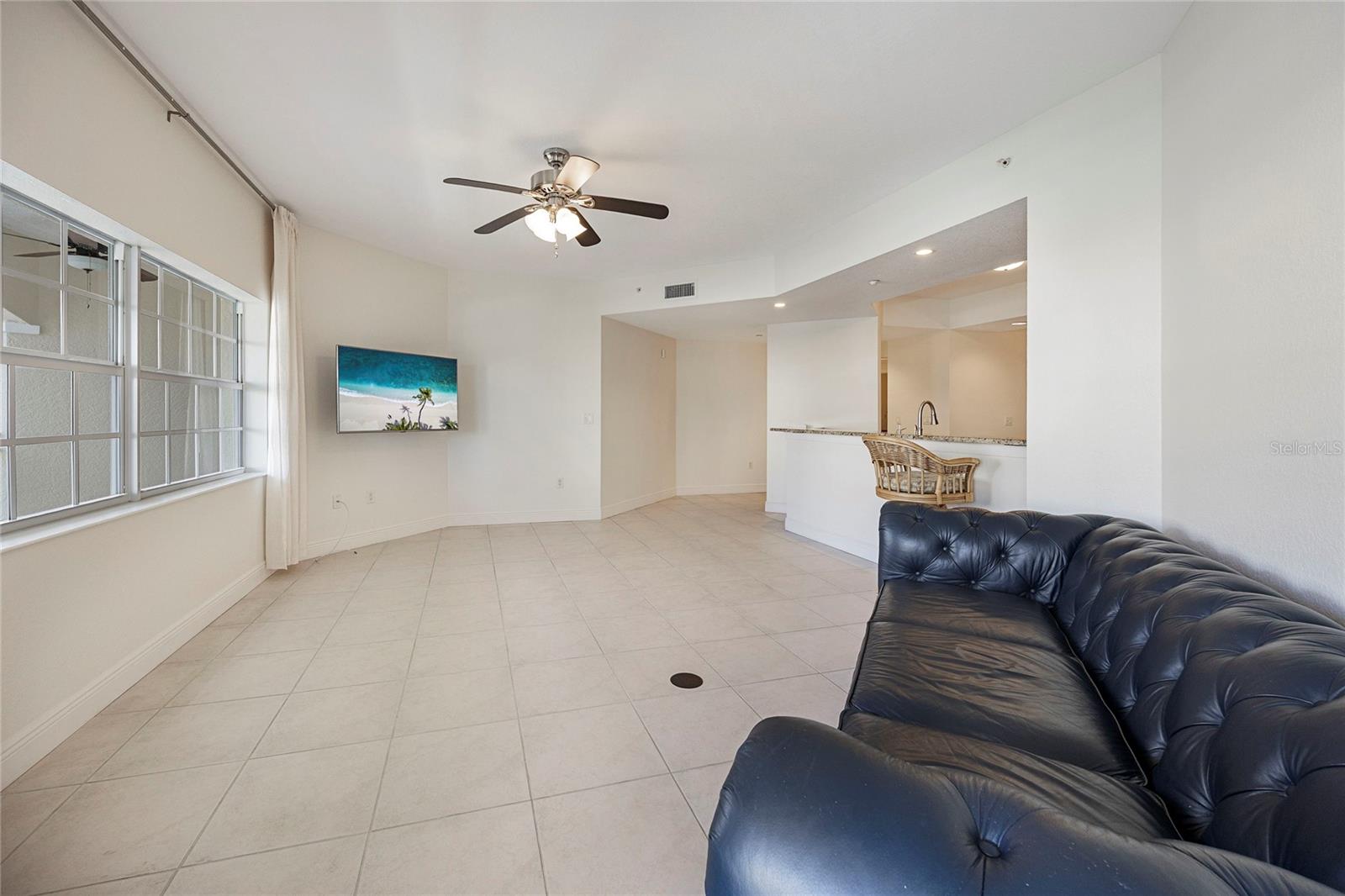 Image 8 of 53 For 14041 Bellagio Way 214