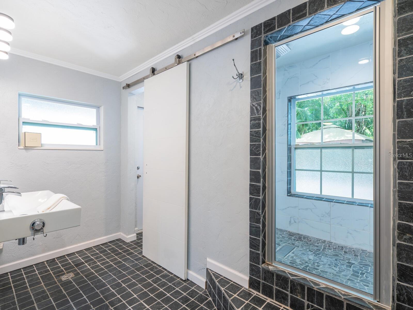 Image 20 of 40 For 1127 Osprey Avenue