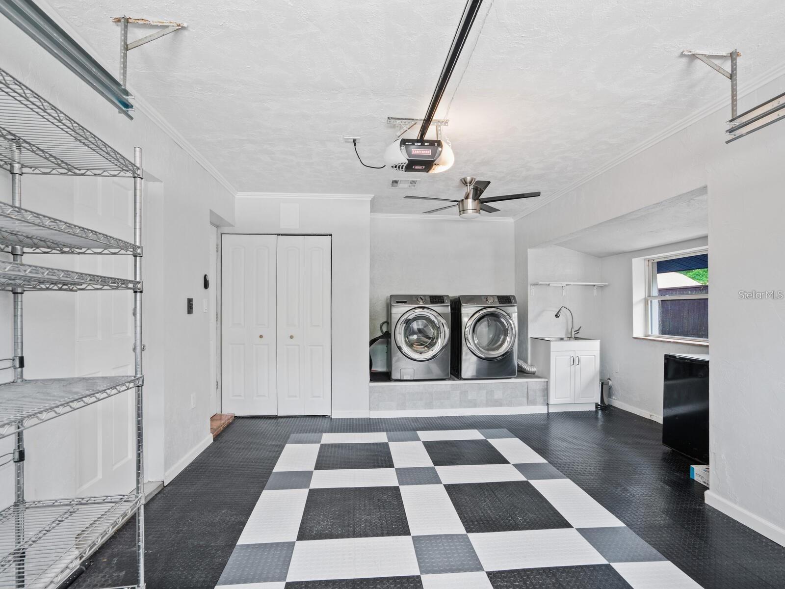 Image 24 of 40 For 1127 Osprey Avenue