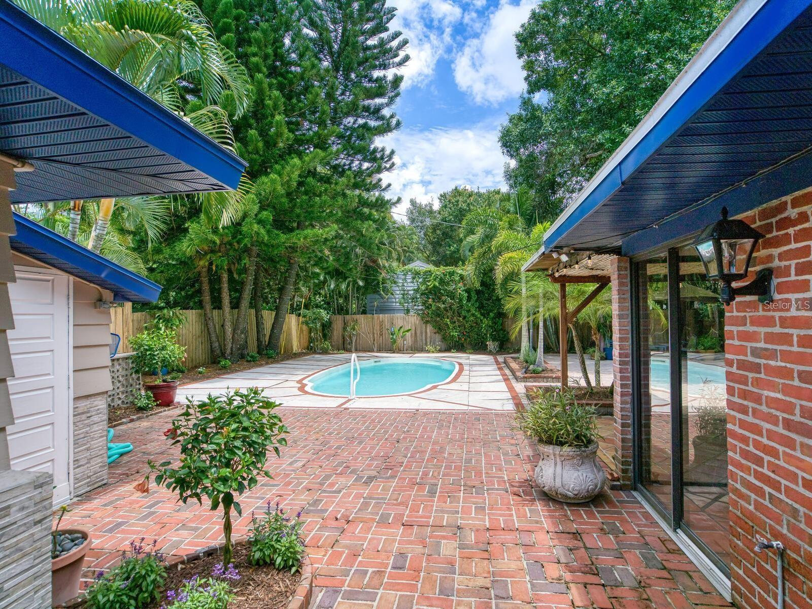 Image 27 of 40 For 1127 Osprey Avenue