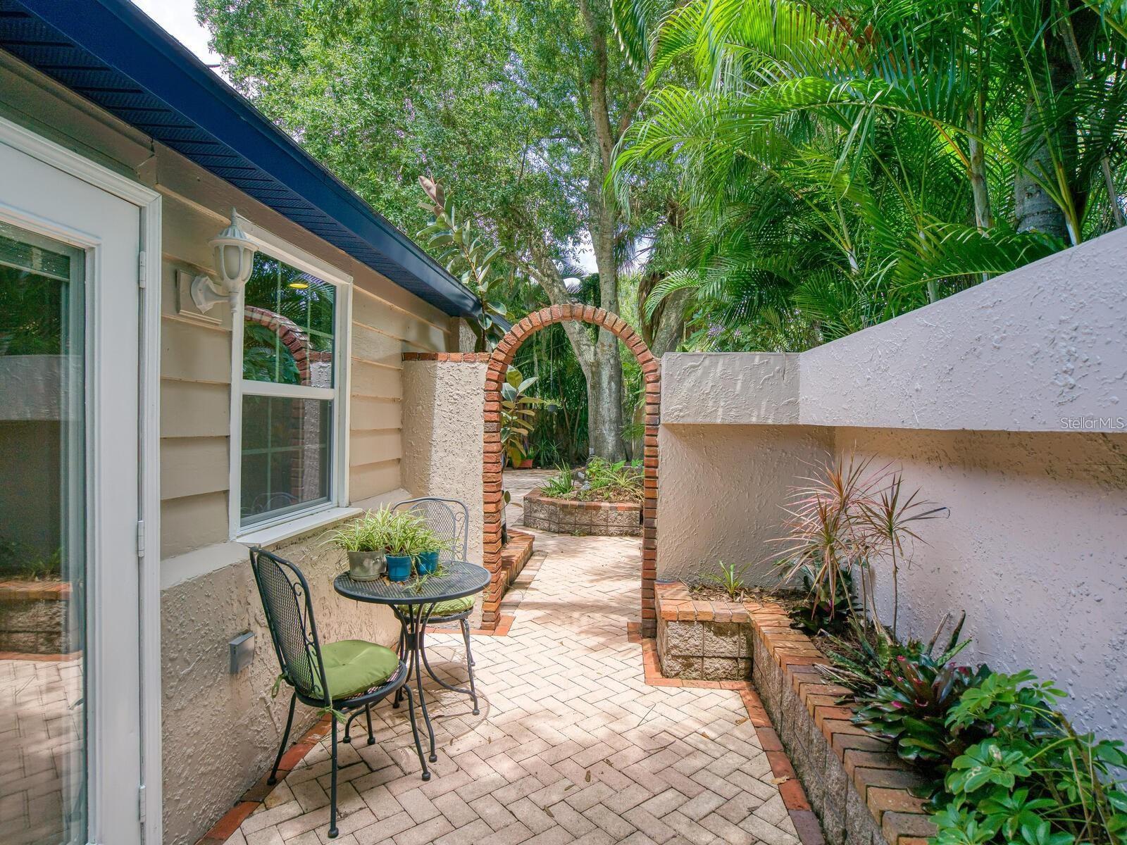 Image 31 of 40 For 1127 Osprey Avenue