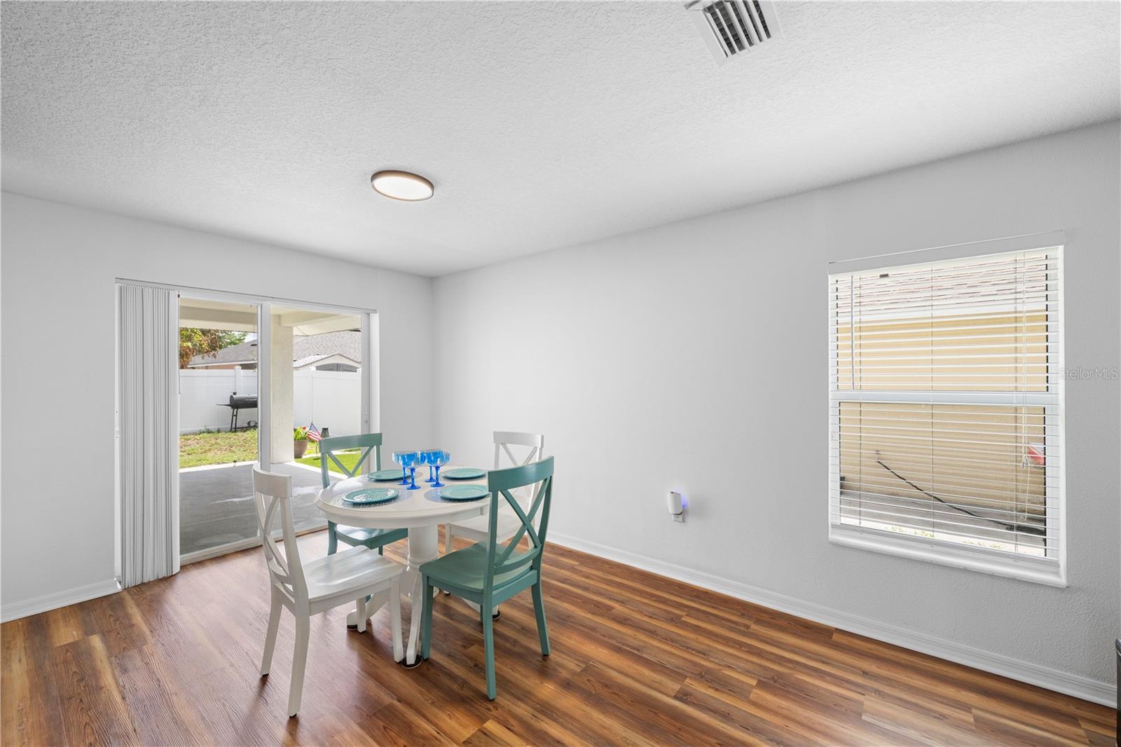 Image 10 of 36 For 15404 Bama Breeze Place