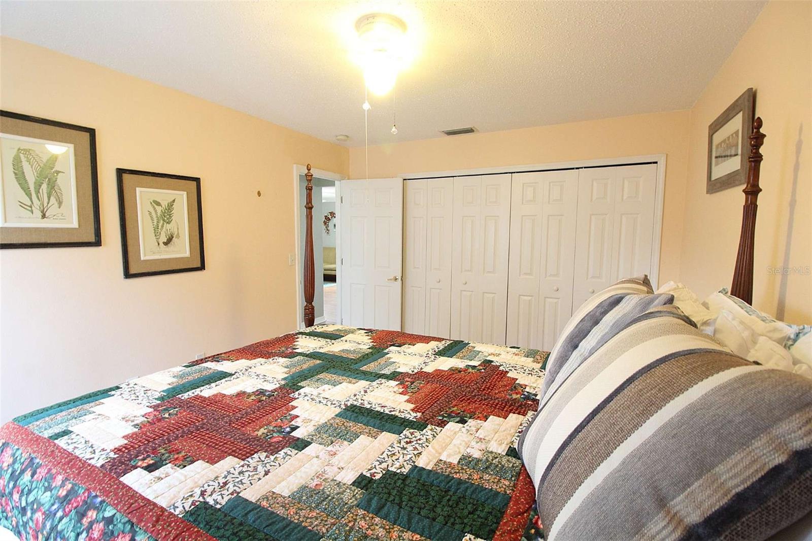 Image 3 of 19 For 1959 Toucan Way 207