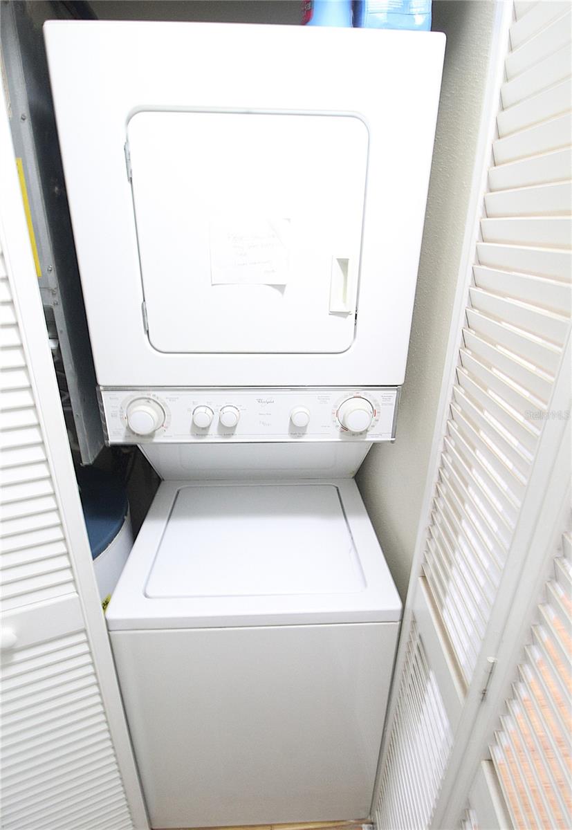 Image 9 of 19 For 1959 Toucan Way 207