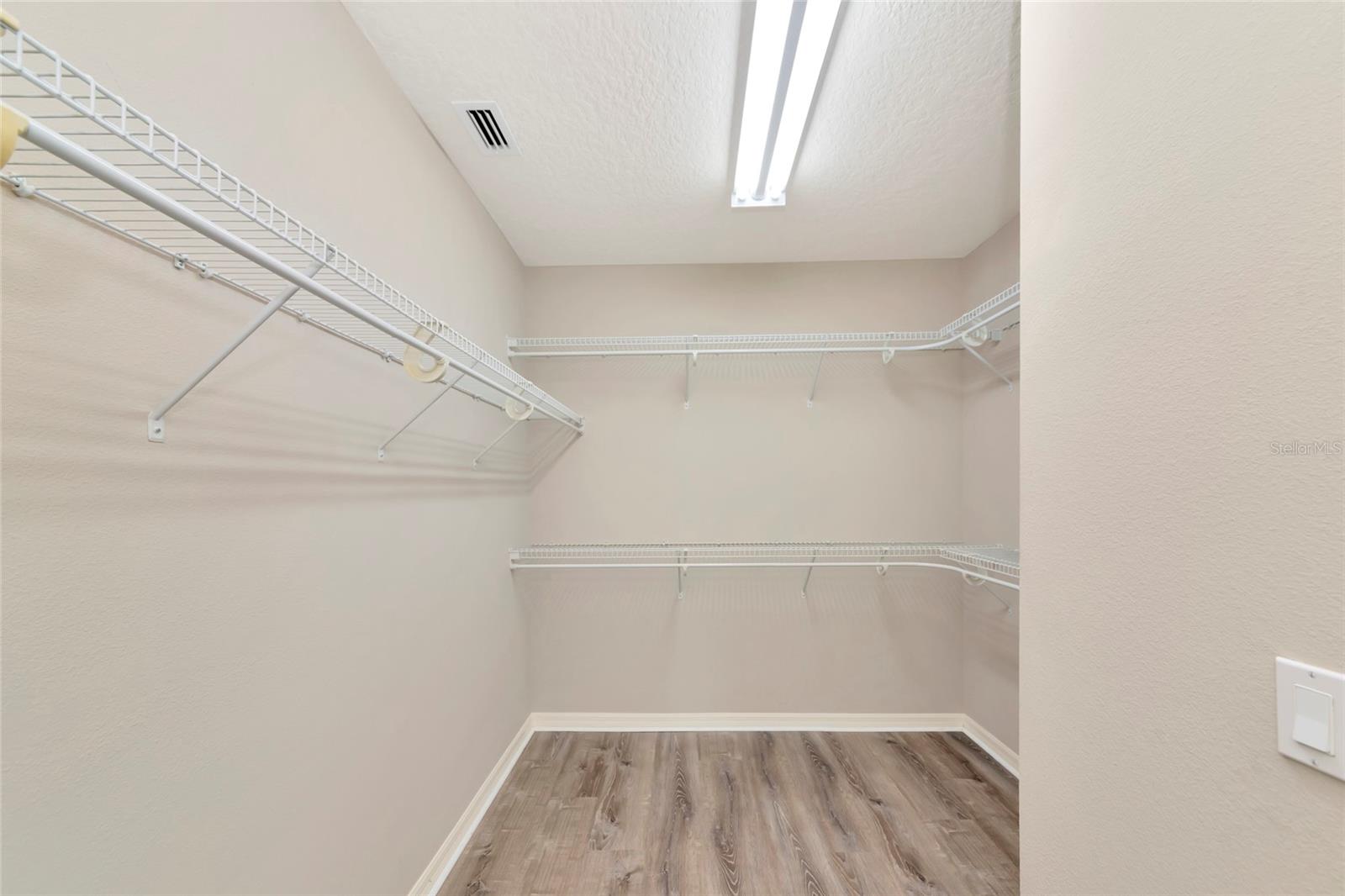 Image 20 of 43 For 12079 Aster Avenue