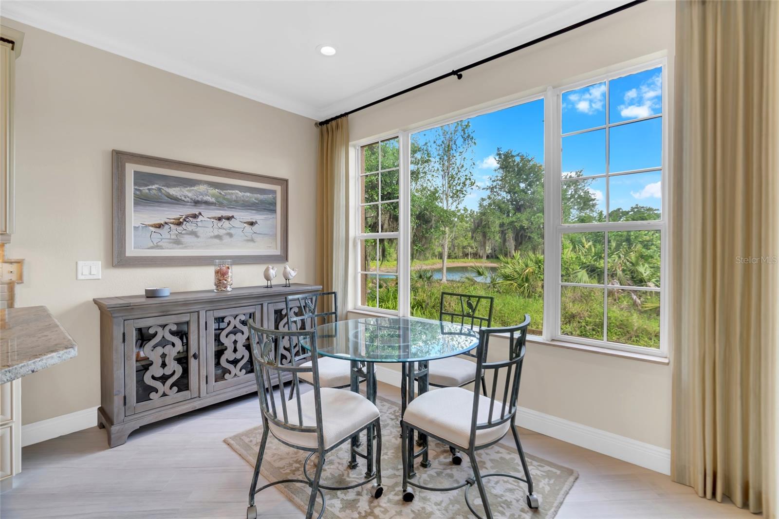 Image 20 of 98 For 8204 Villa Grande Court