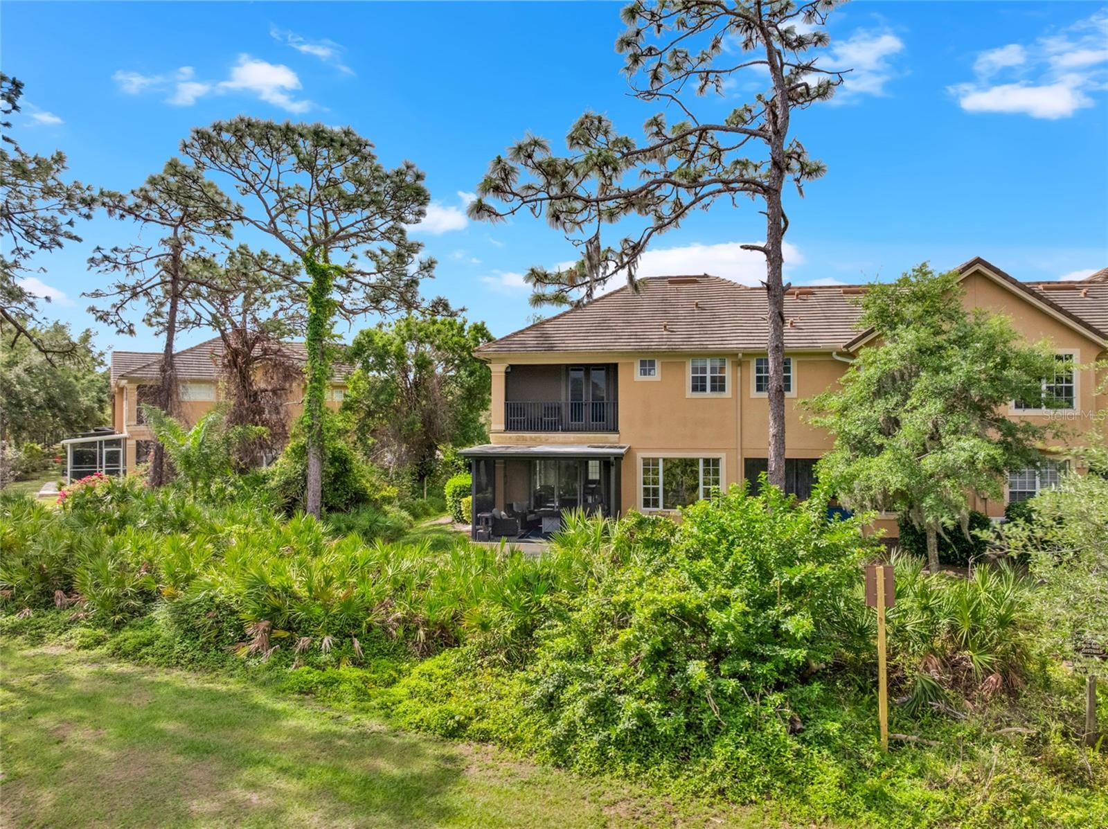 Image 50 of 98 For 8204 Villa Grande Court