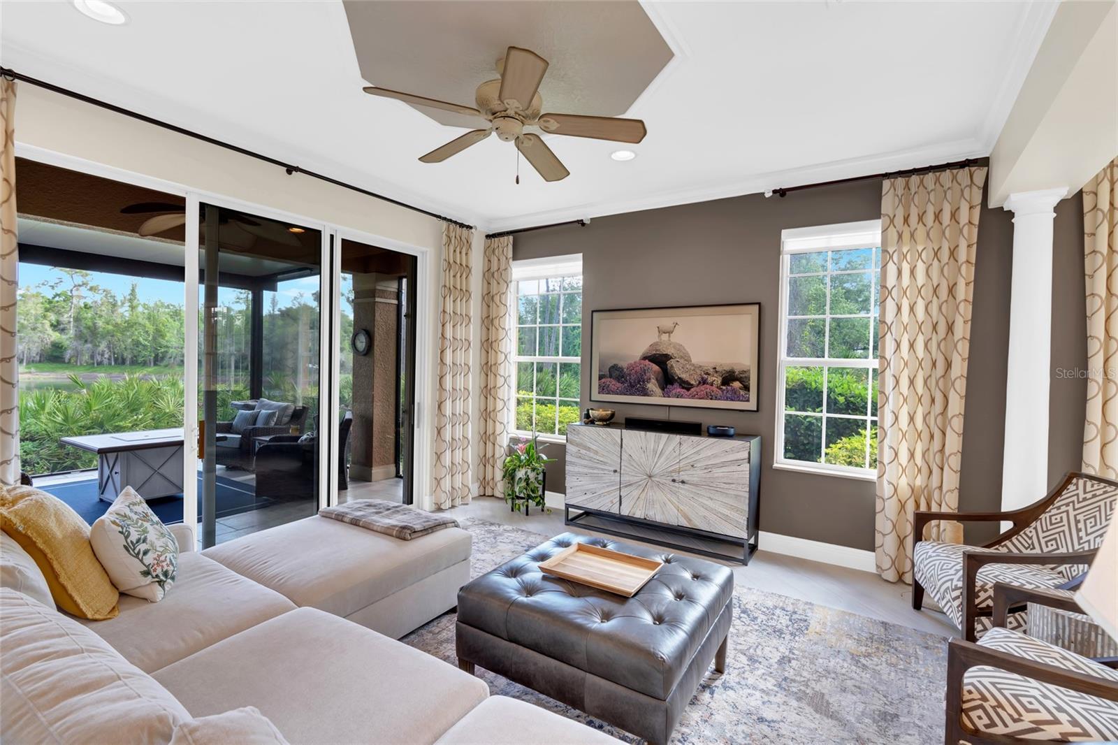 Image 8 of 98 For 8204 Villa Grande Court