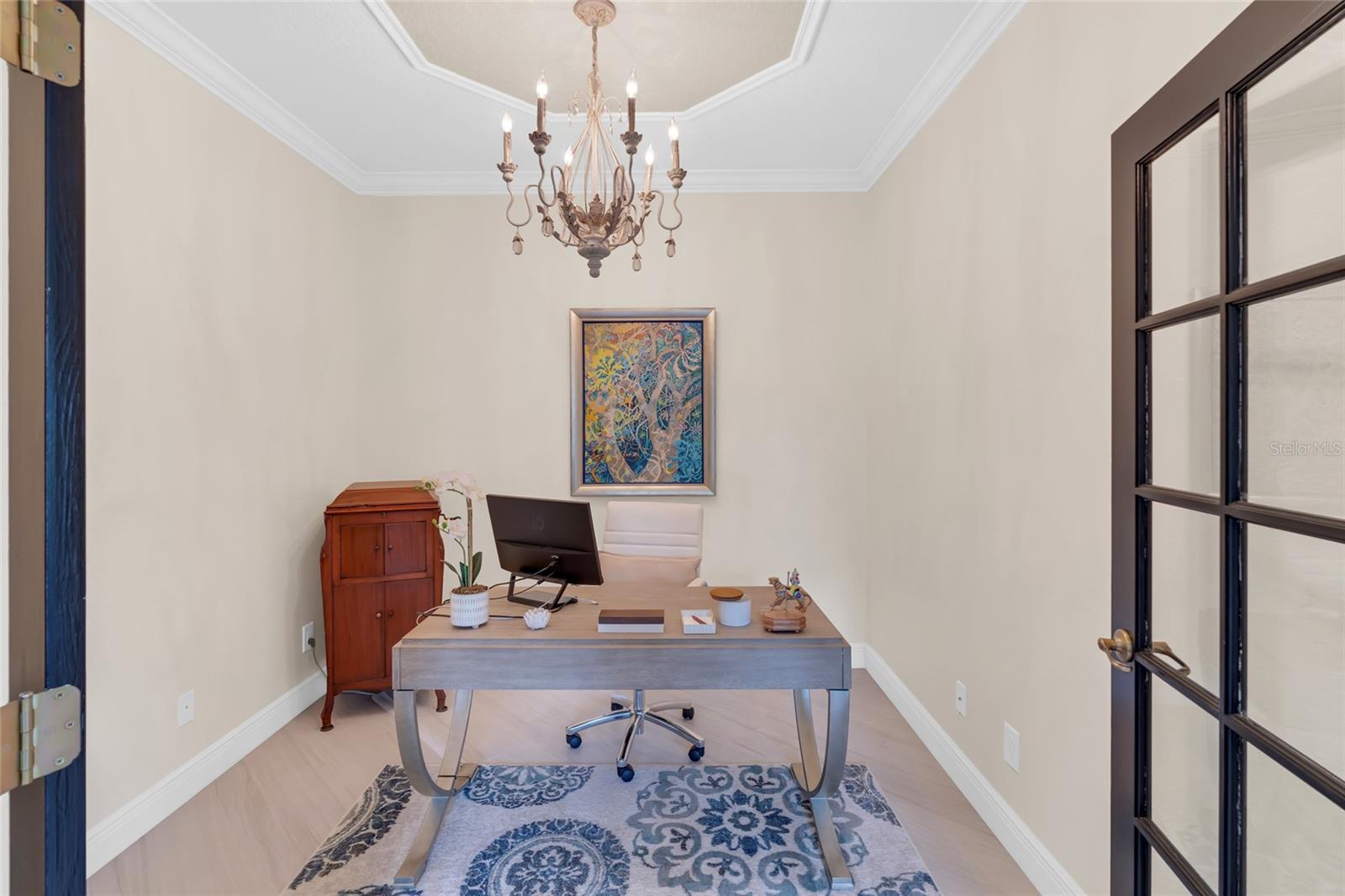 Image 9 of 98 For 8204 Villa Grande Court