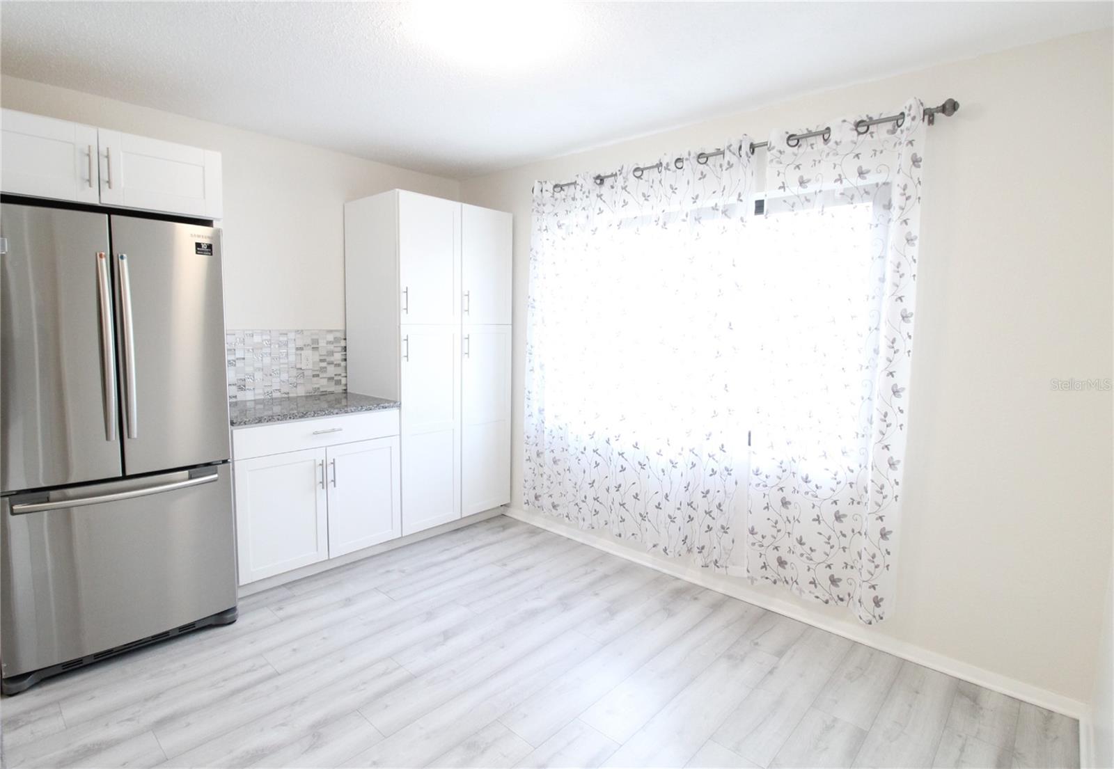 Image 4 of 21 For 5310 26th Street W 1403