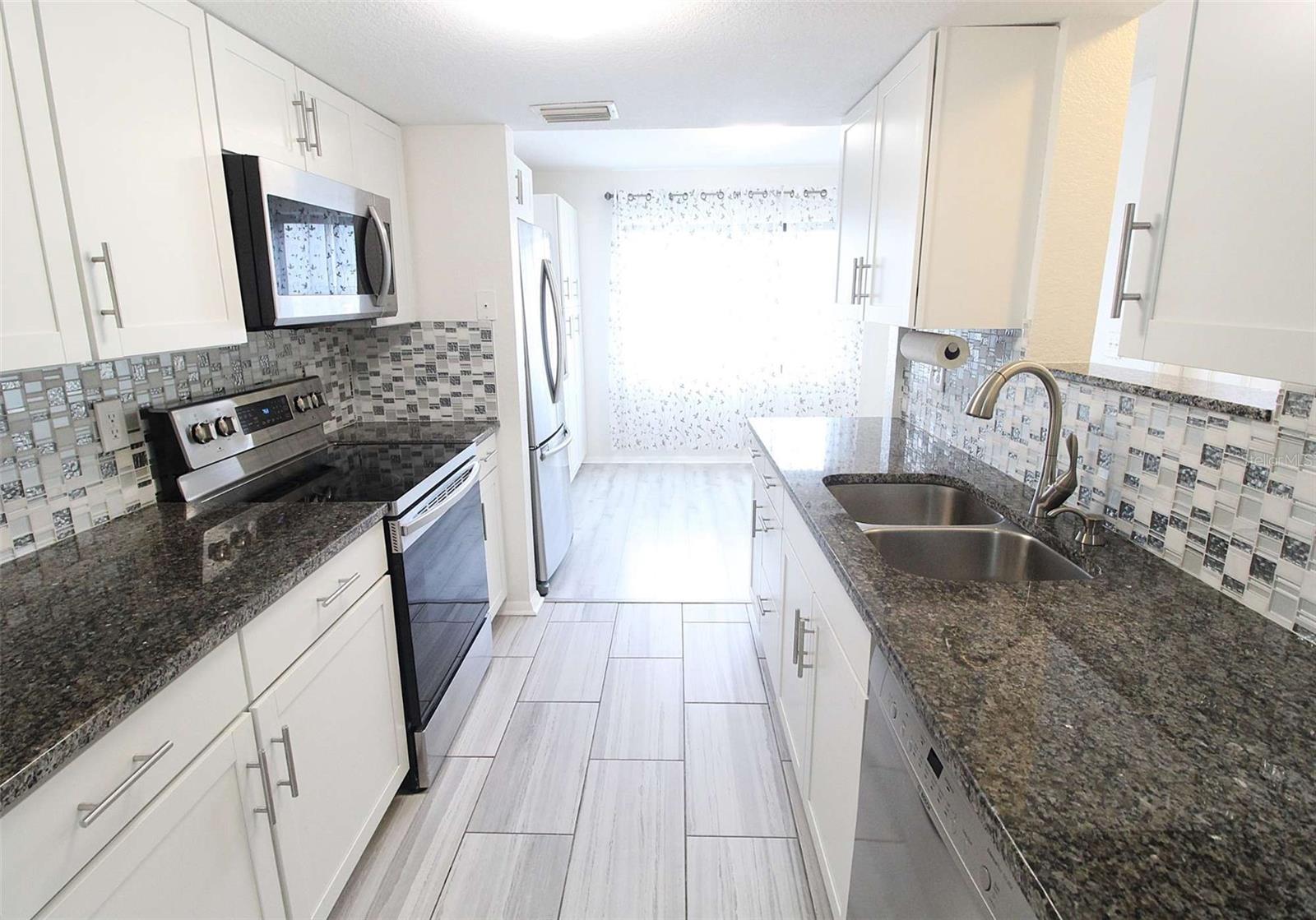 Image 8 of 21 For 5310 26th Street W 1403