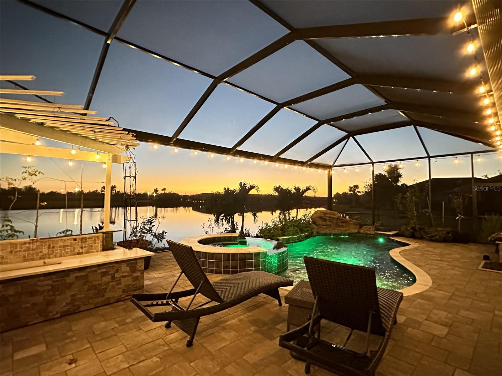 Image 19 of 31 For 13349 Verandi Street