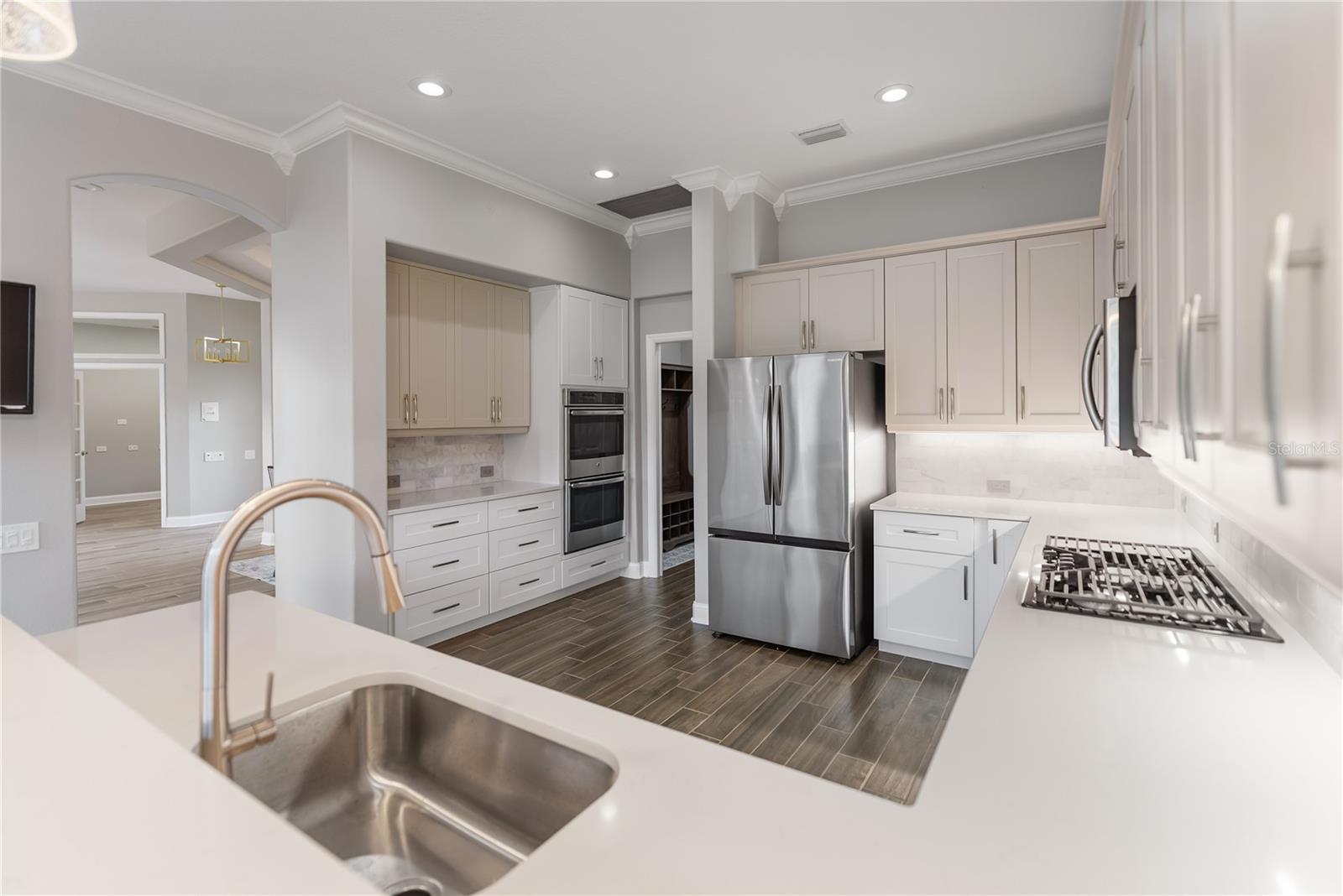 Image 19 of 73 For 6911 Riversedge Street Circle