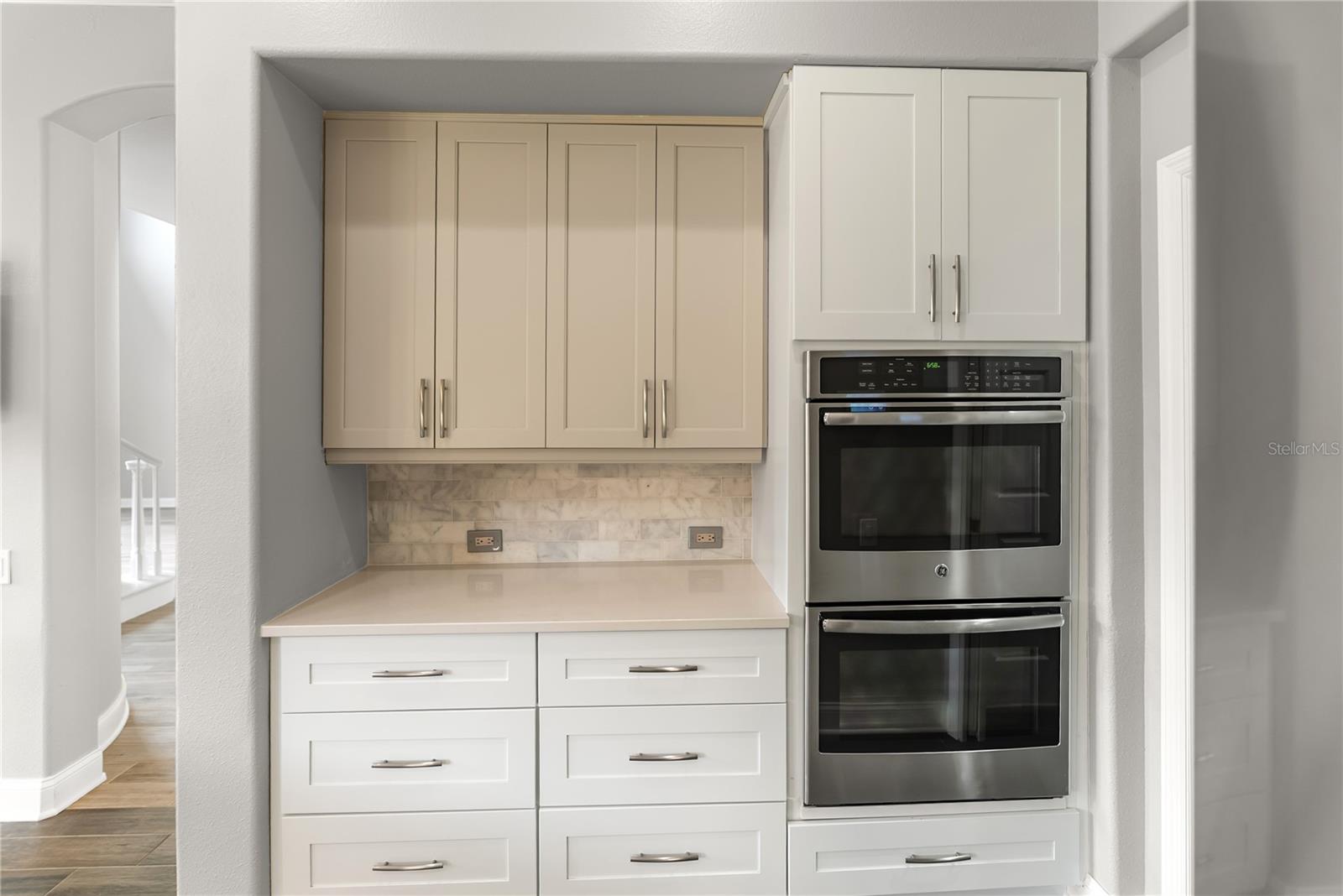 Image 22 of 73 For 6911 Riversedge Street Circle