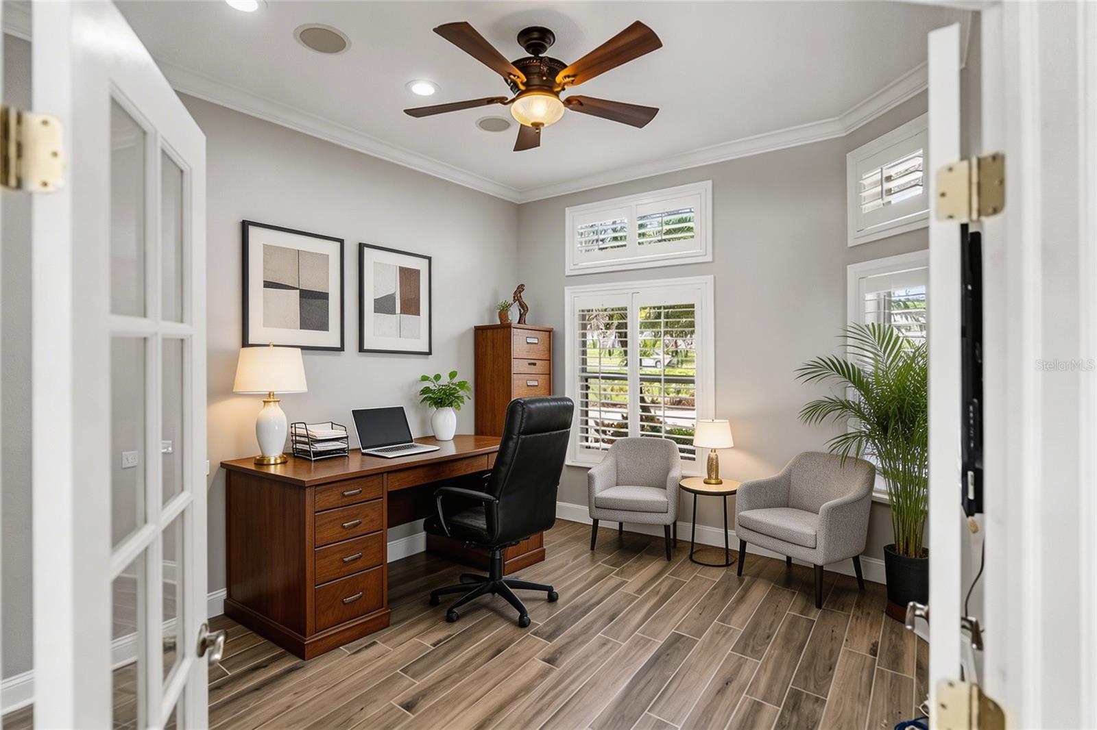 Image 31 of 73 For 6911 Riversedge Street Circle