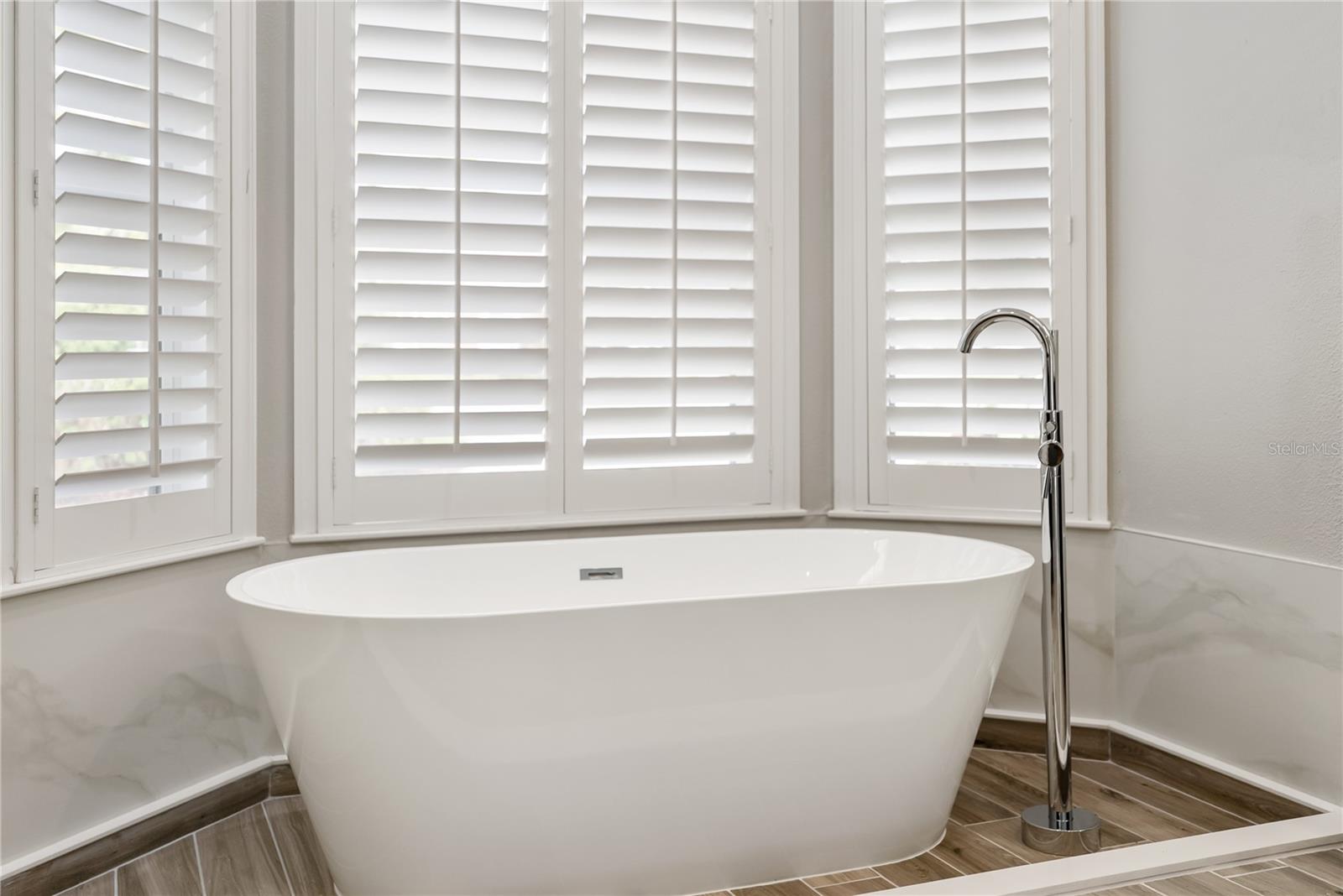 Image 39 of 73 For 6911 Riversedge Street Circle