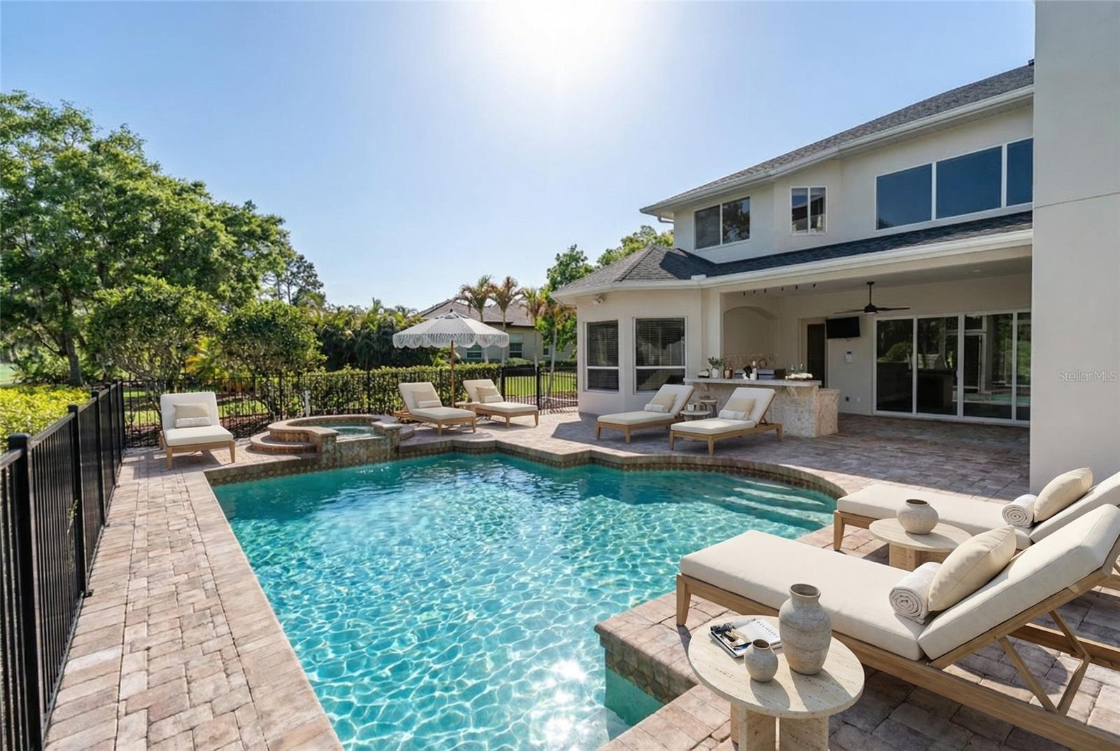 Image 5 of 73 For 6911 Riversedge Street Circle