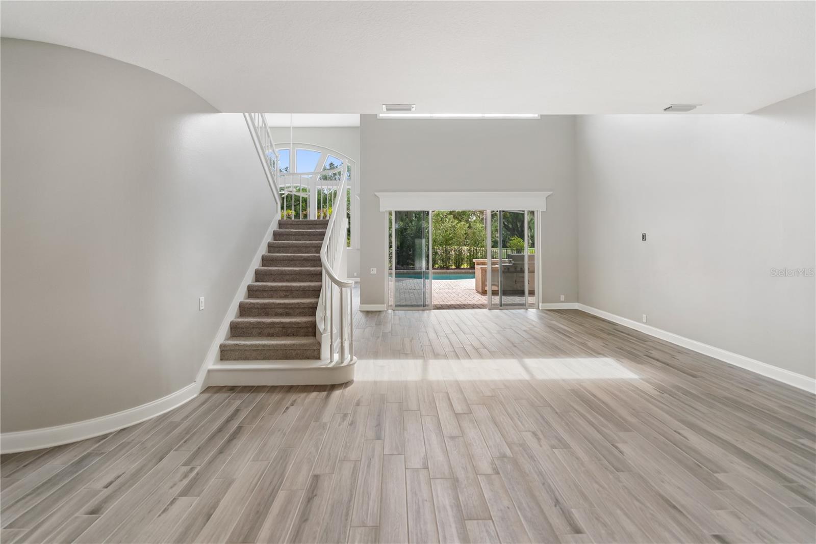 Image 9 of 73 For 6911 Riversedge Street Circle