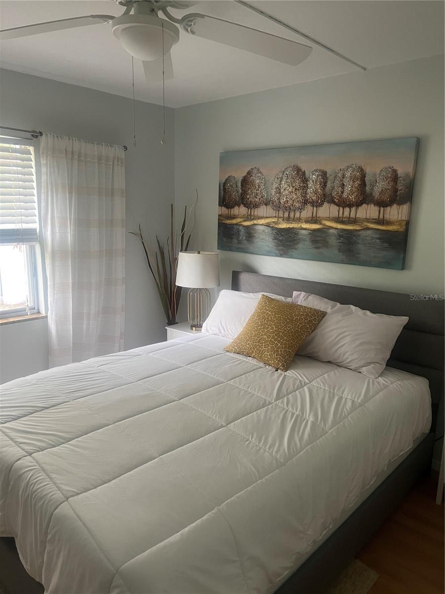 Image 14 of 16 For 3215 Beneva Road 204