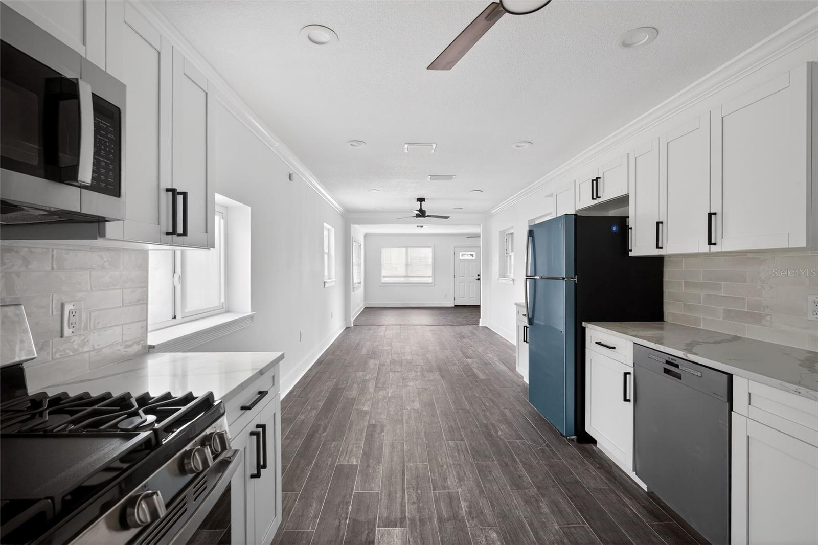 Image 13 of 30 For 8301 Riverside Drive Ne