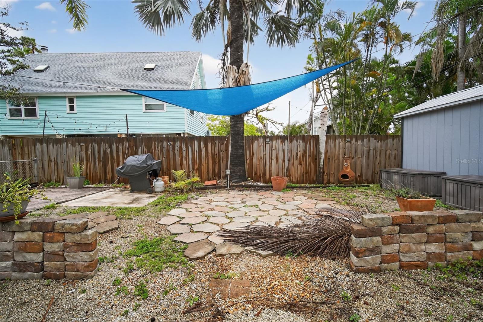 Image 26 of 30 For 8301 Riverside Drive Ne