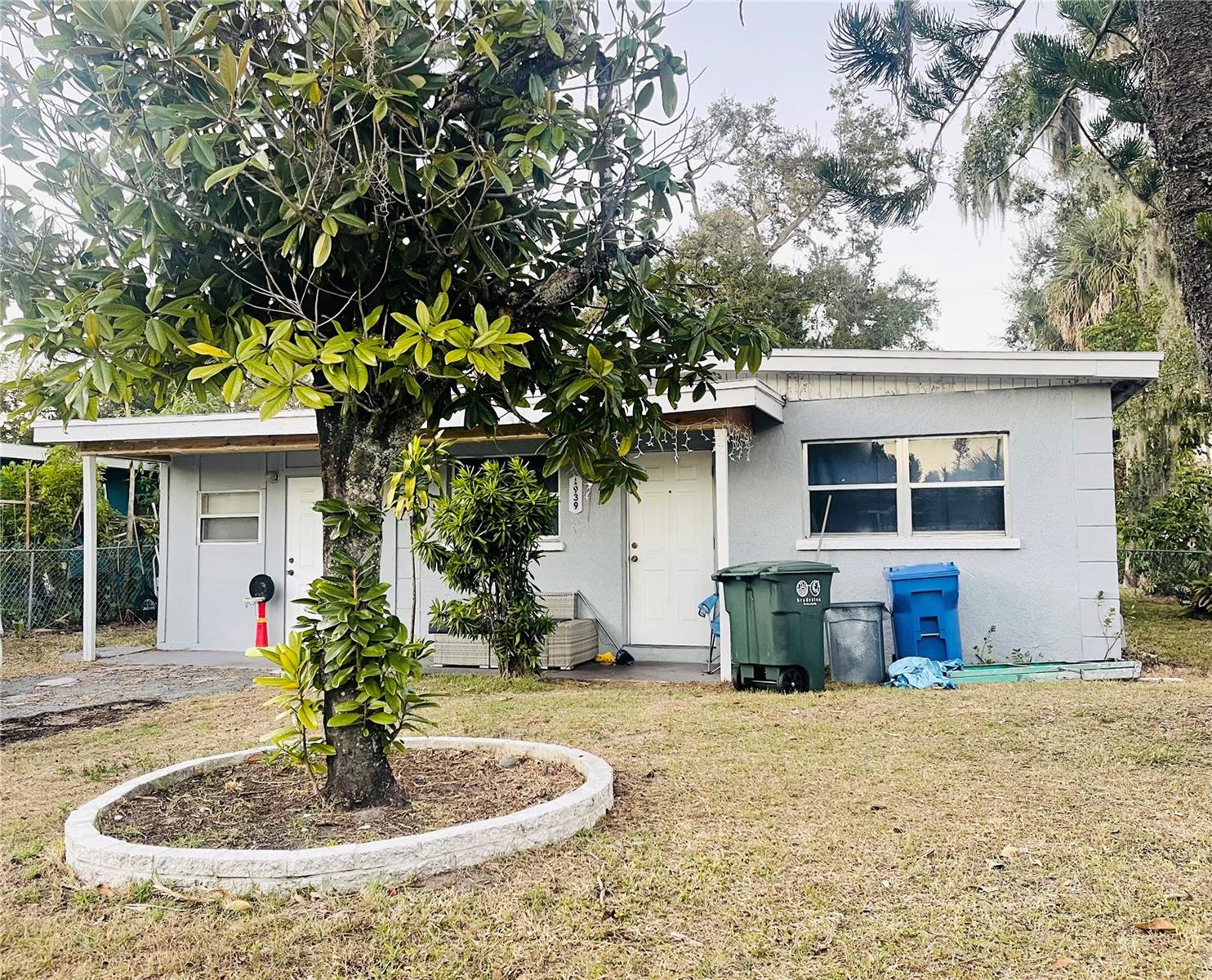 Listing Details for 1939 7th Avenue E, BRADENTON, FL 34208