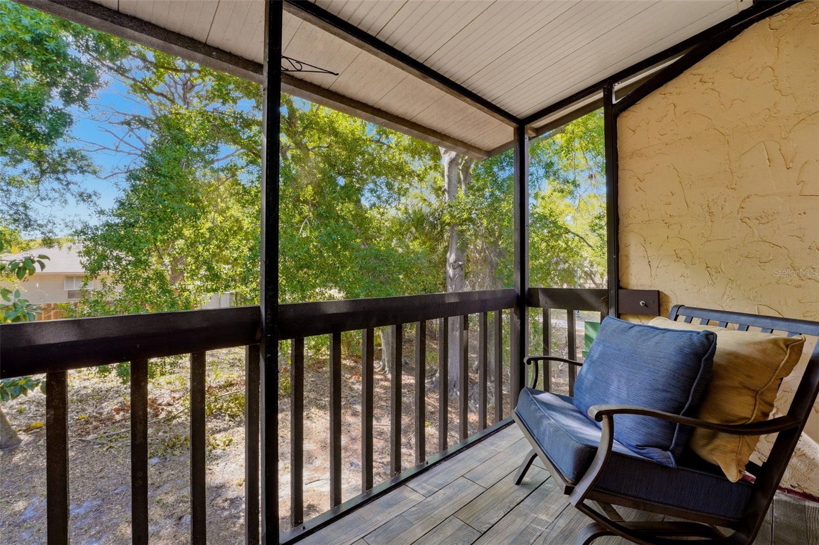 Image 17 of 20 For 2613 Pine Lake Terrace D