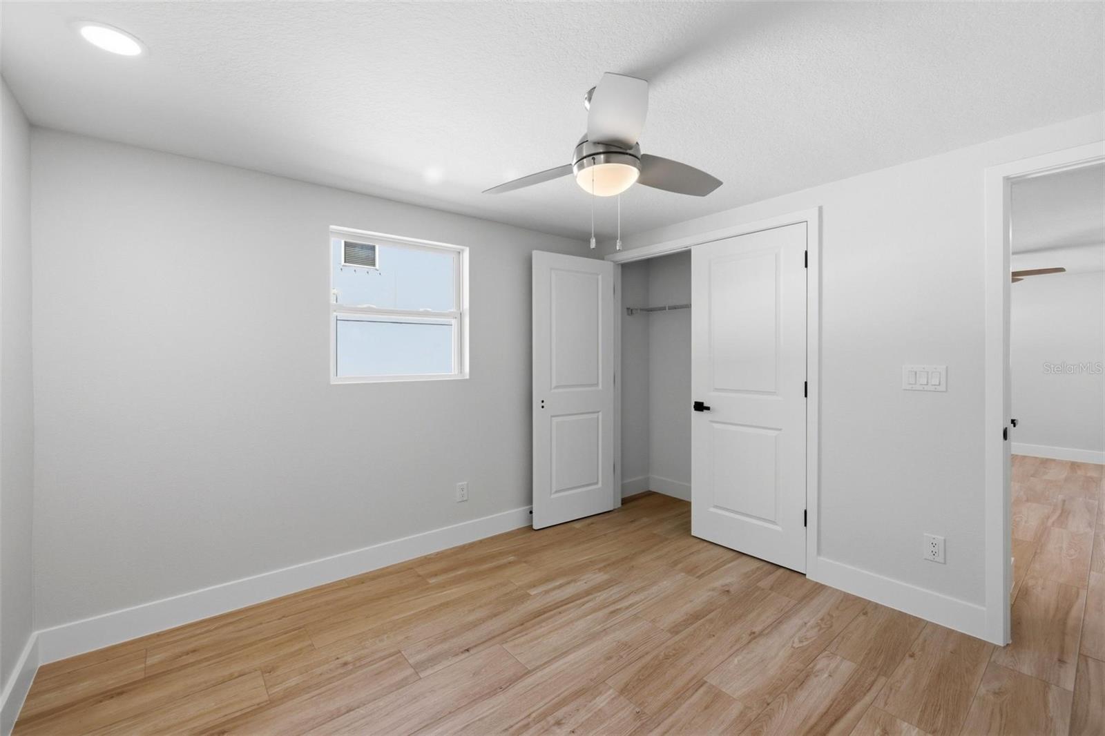 Image 12 of 26 For 1802 Robinhood Street