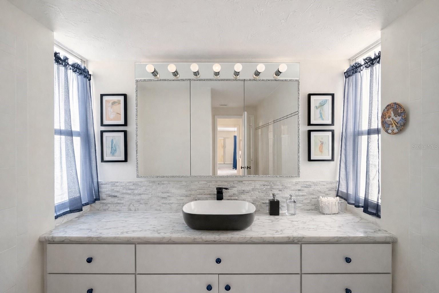 Image 12 of 41 For 5047 Vinson Way