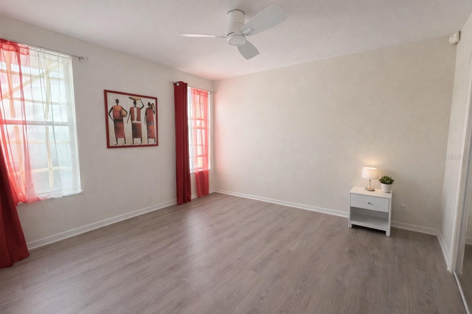 Image 14 of 41 For 5047 Vinson Way