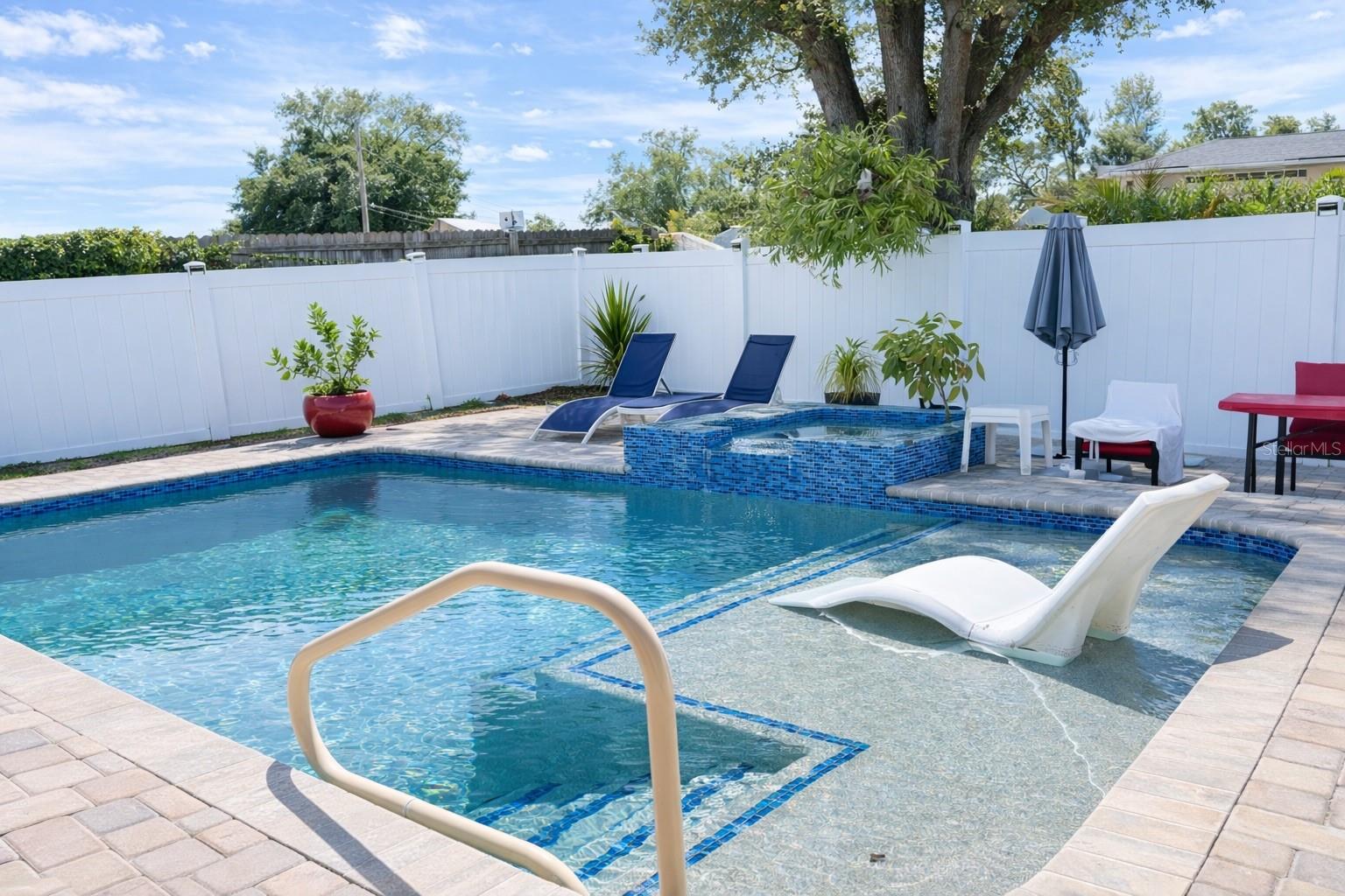 Image 22 of 41 For 5047 Vinson Way