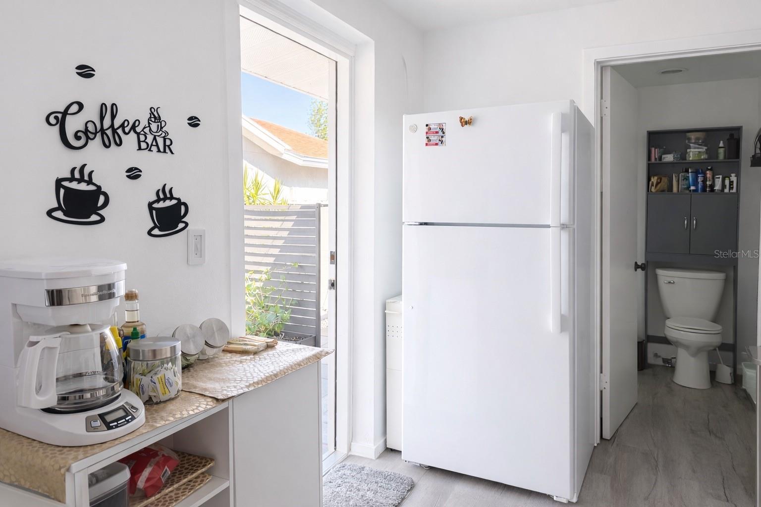 Image 31 of 41 For 5047 Vinson Way