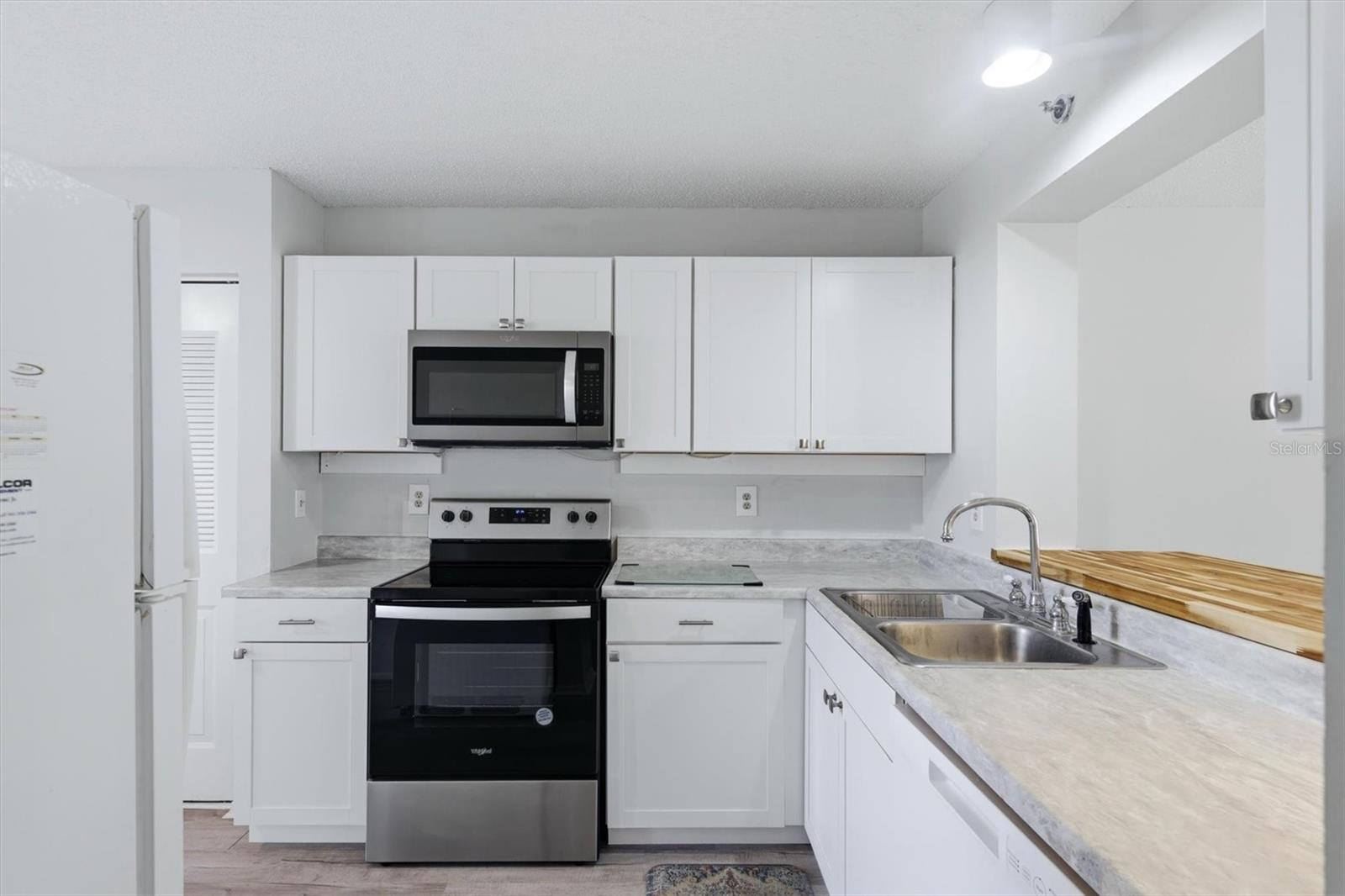 Image 10 of 32 For 4530 Pinebrook Circle 108