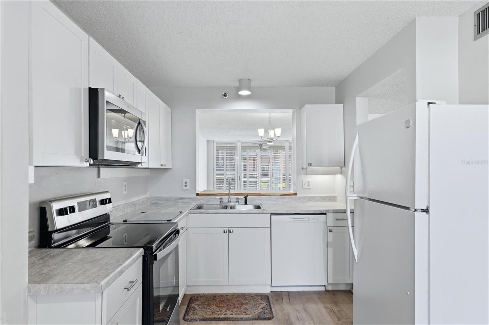 Image 11 of 32 For 4530 Pinebrook Circle 108