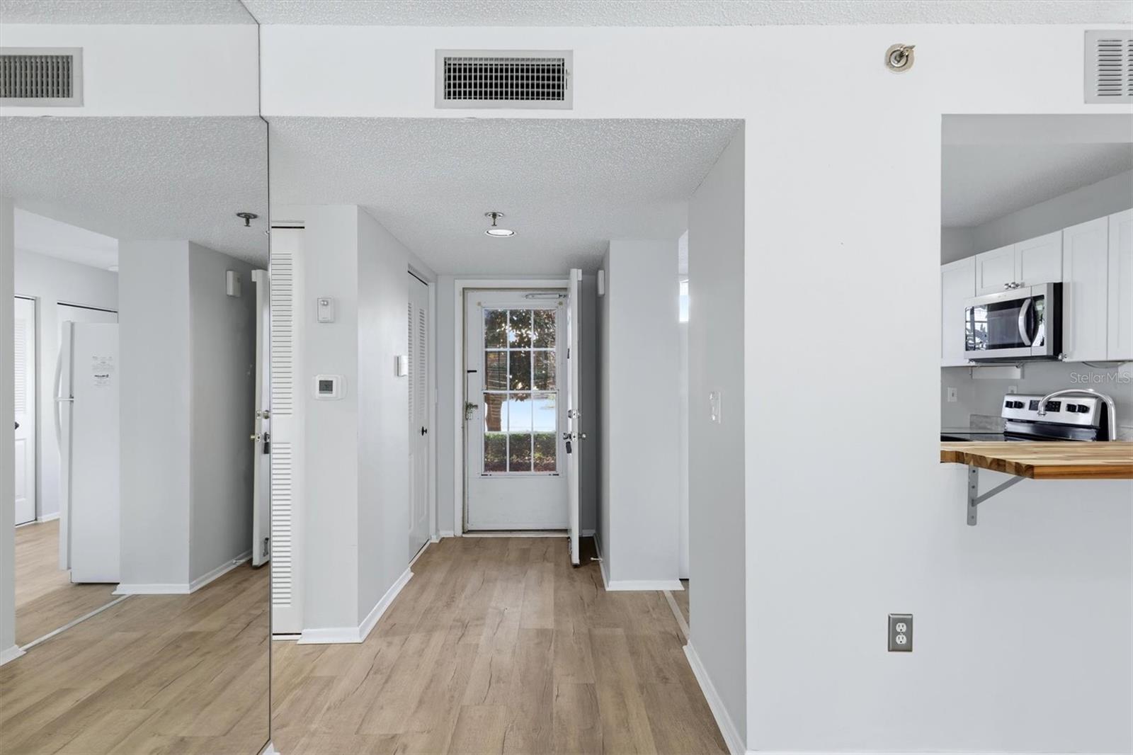 Image 6 of 32 For 4530 Pinebrook Circle 108