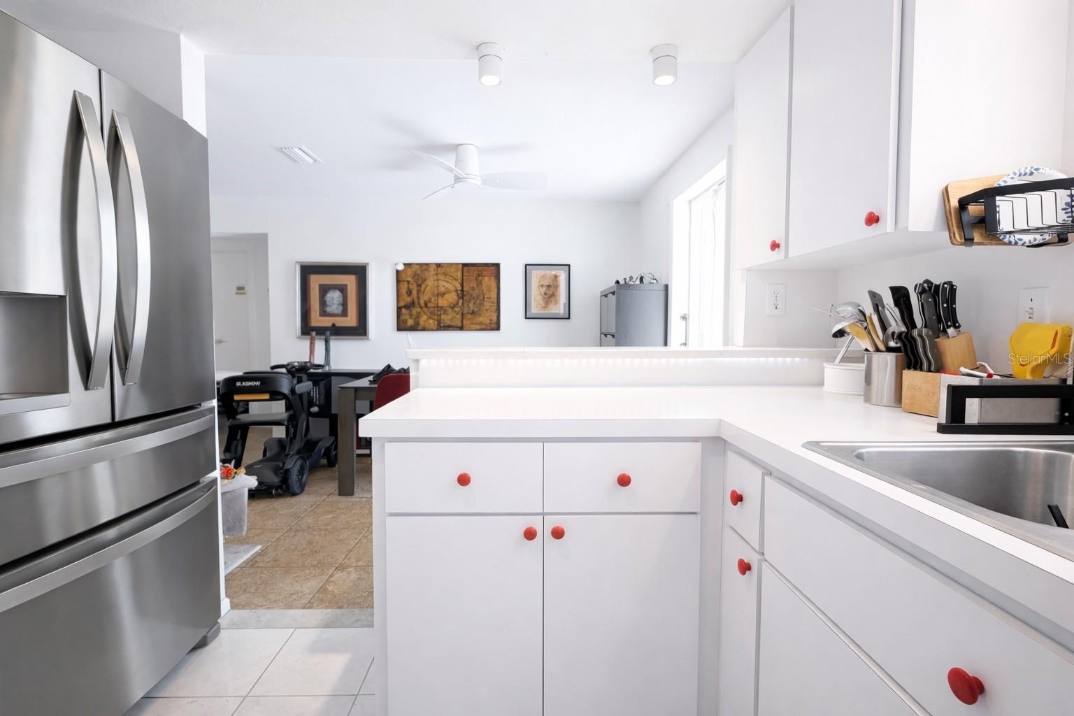 Image 7 of 41 For 5047 Vinson Way