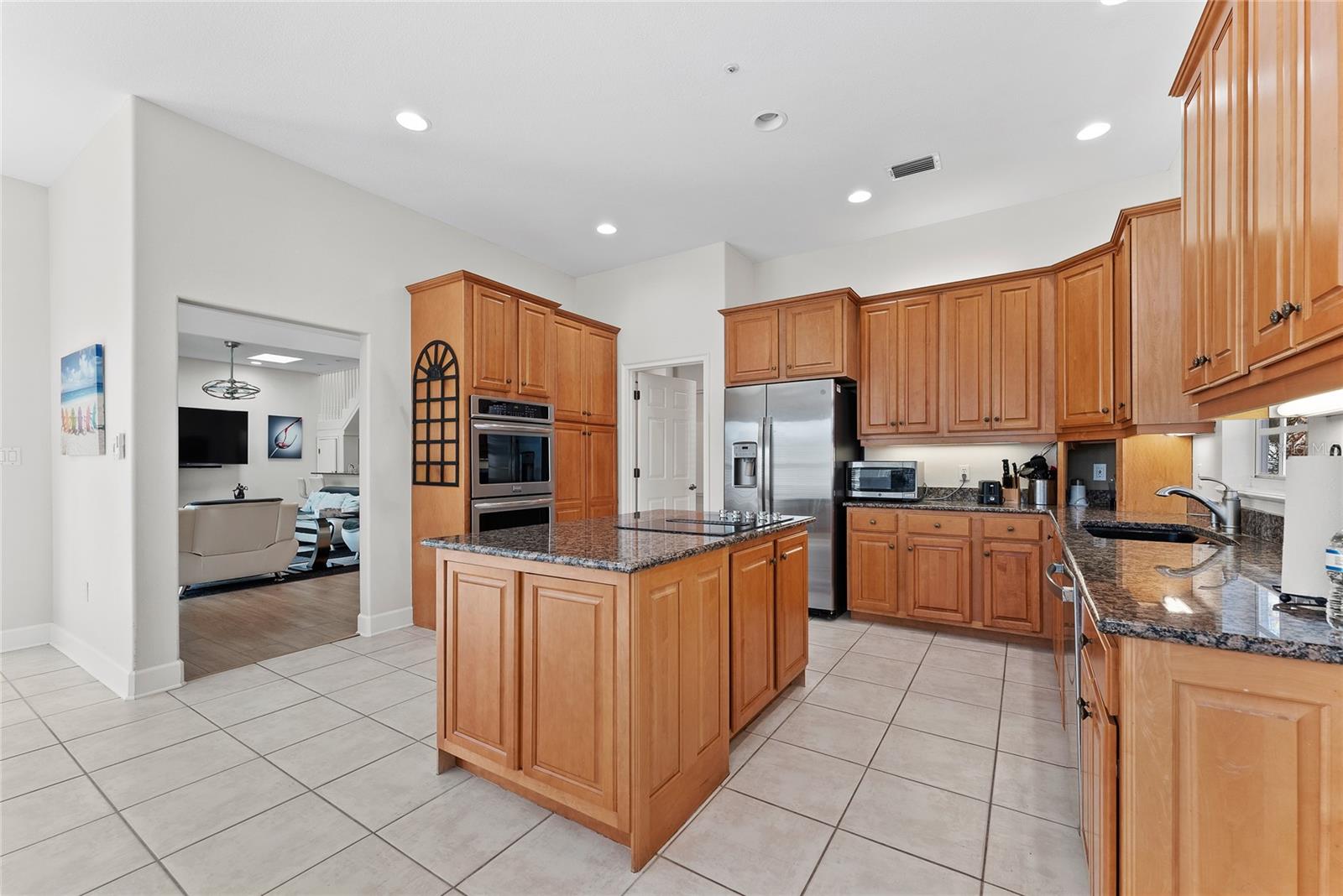 Image 13 of 70 For 3020 Gulf Of Mexico Drive 2