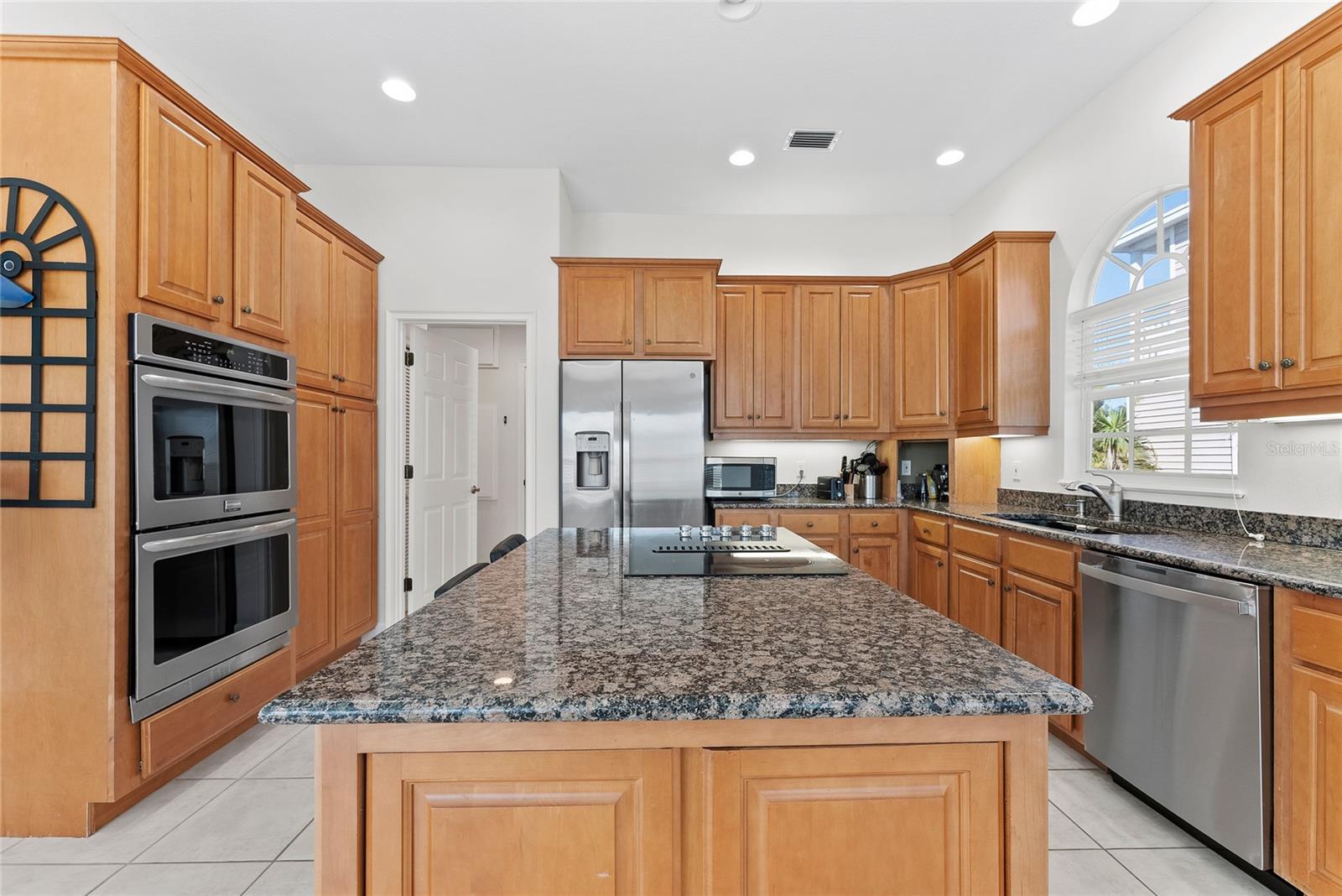 Image 17 of 70 For 3020 Gulf Of Mexico Drive 2