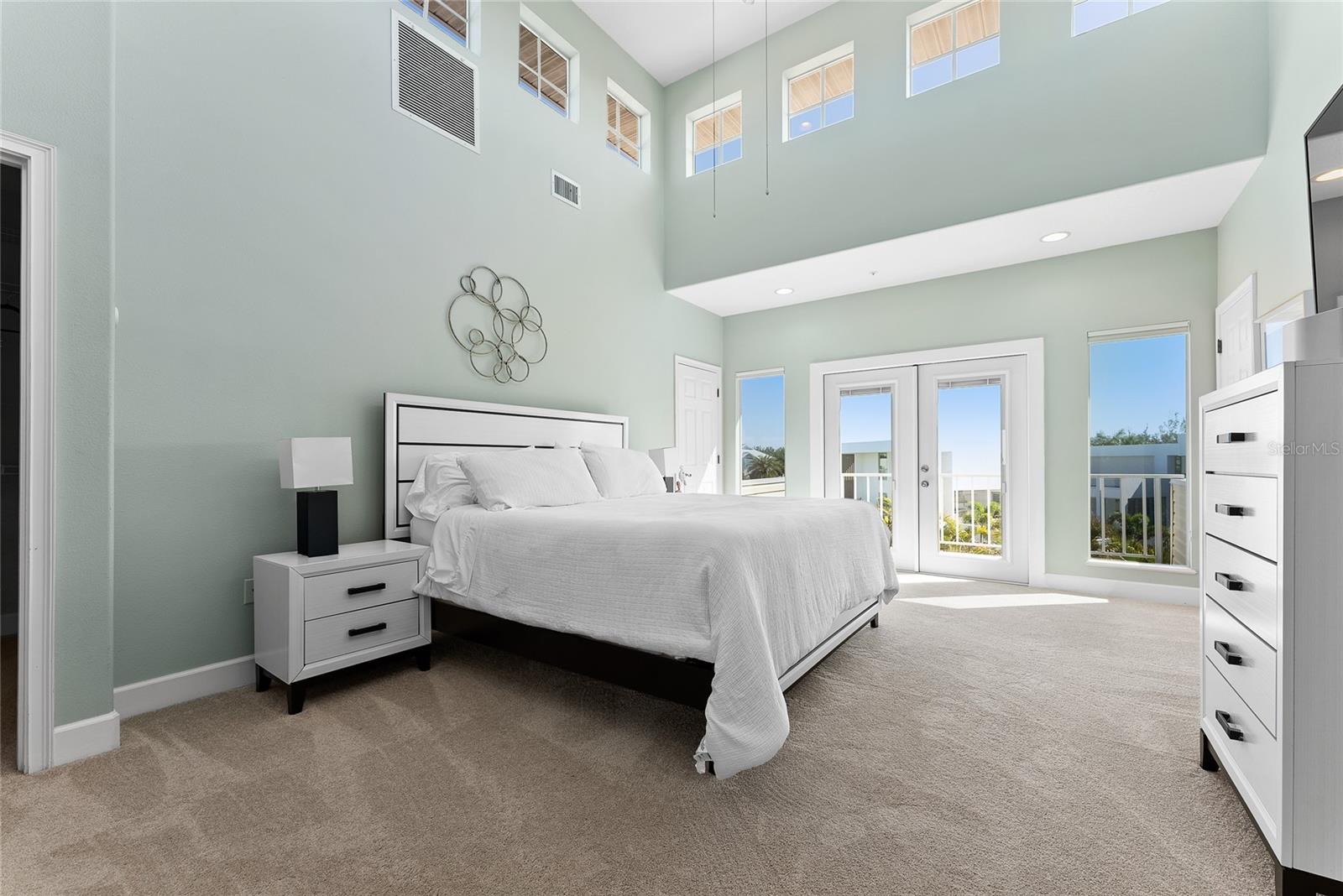 Image 31 of 70 For 3020 Gulf Of Mexico Drive 2