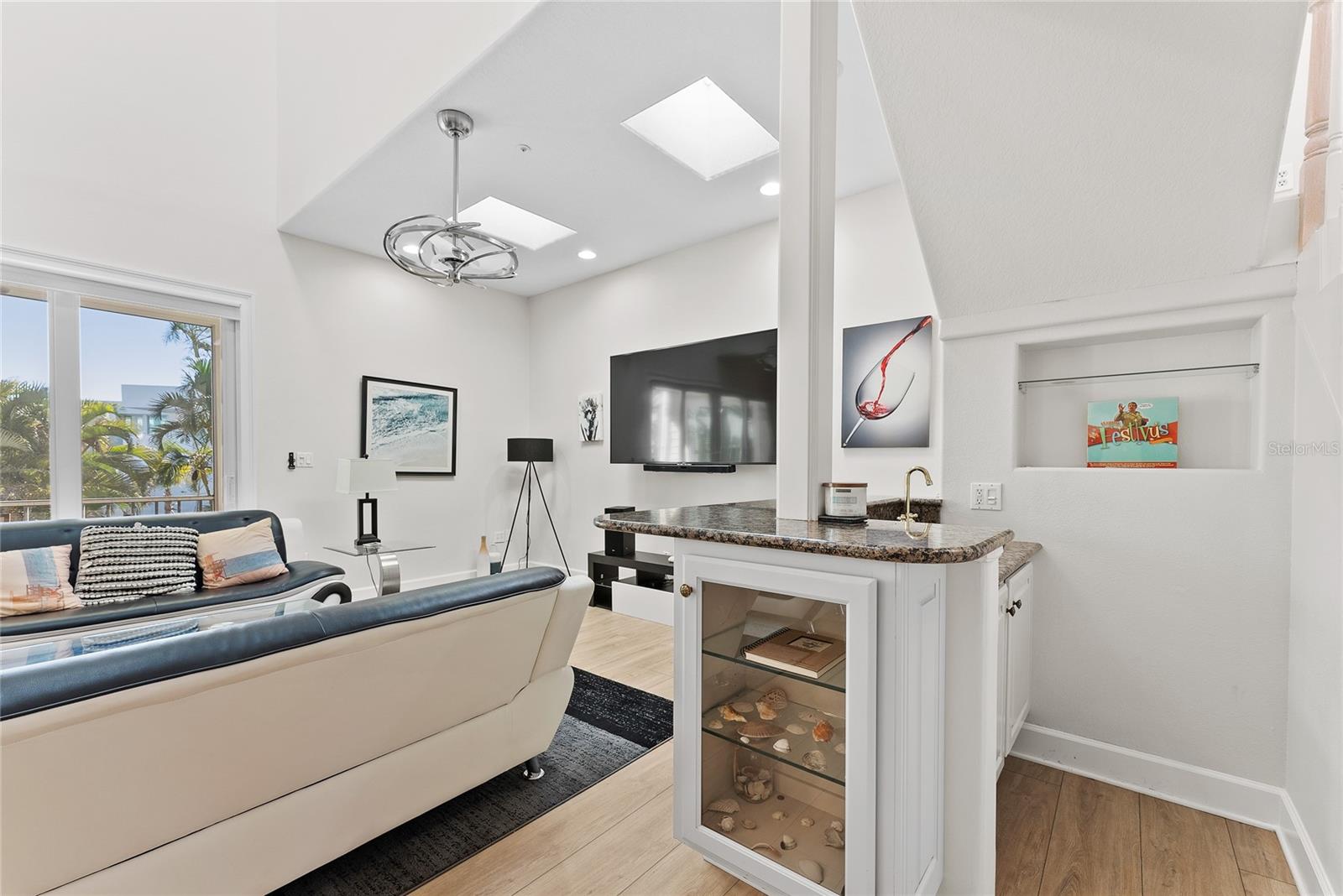 Image 9 of 70 For 3020 Gulf Of Mexico Drive 2