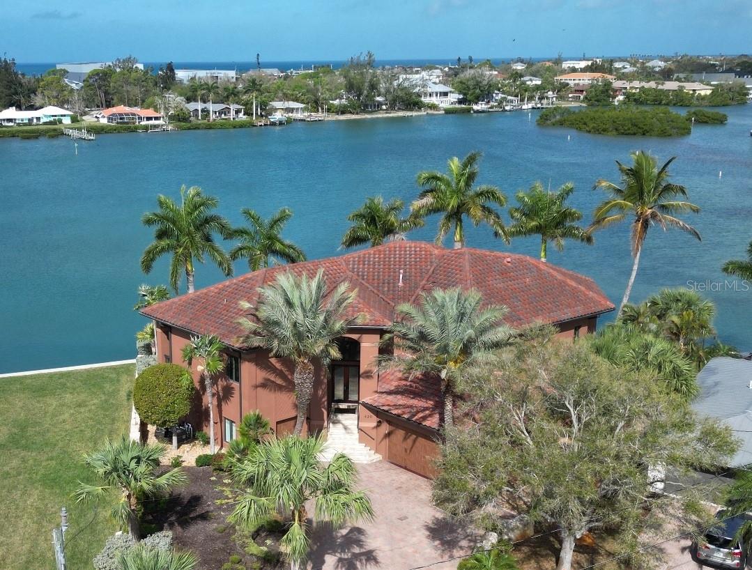 Details for 420 Palmetto Crescent, NOKOMIS, FL 34275