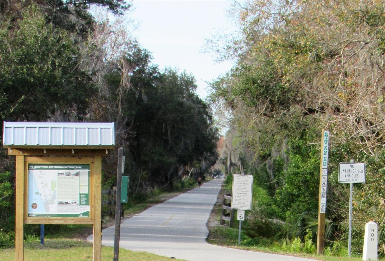 Image 7 of 7 For 420 Palmetto Crescent