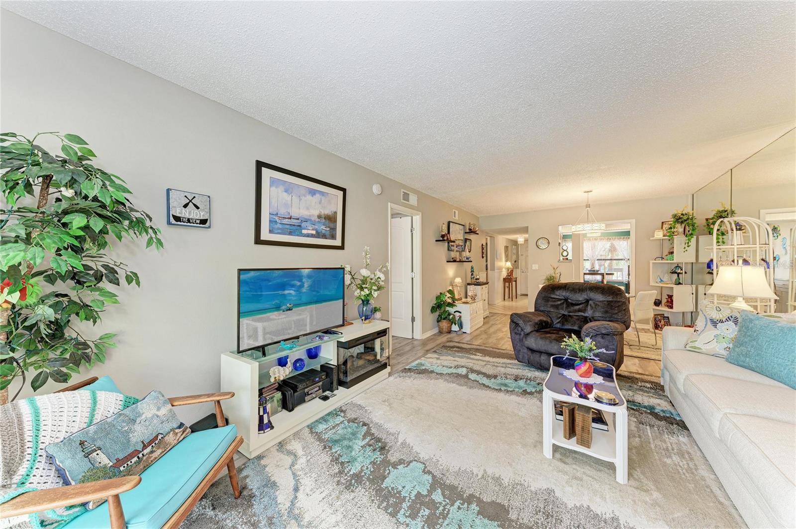 Image 13 of 54 For 625 30th Avenue W G203