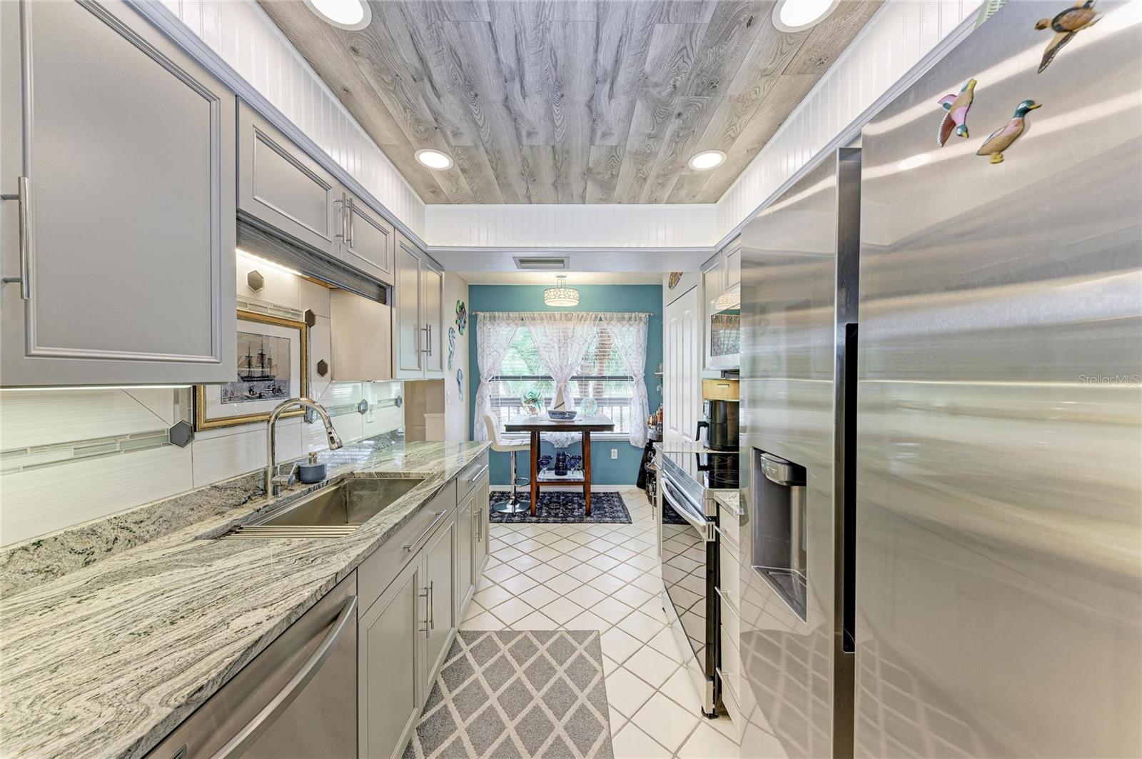 Image 18 of 54 For 625 30th Avenue W G203