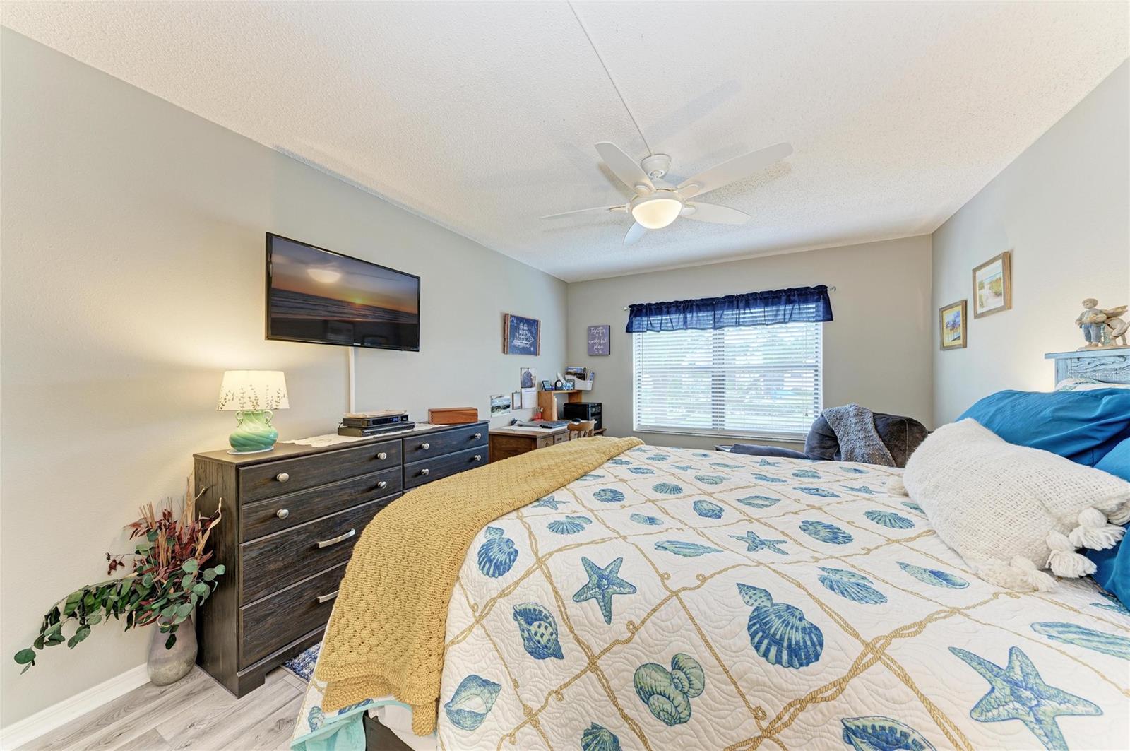 Image 25 of 54 For 625 30th Avenue W G203