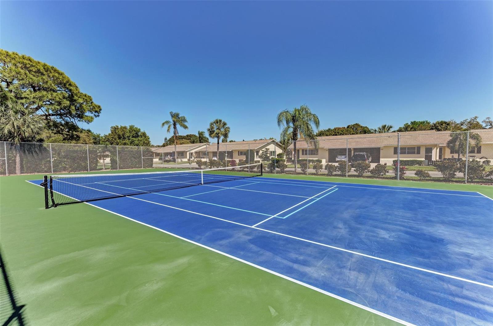 Image 49 of 54 For 625 30th Avenue W G203